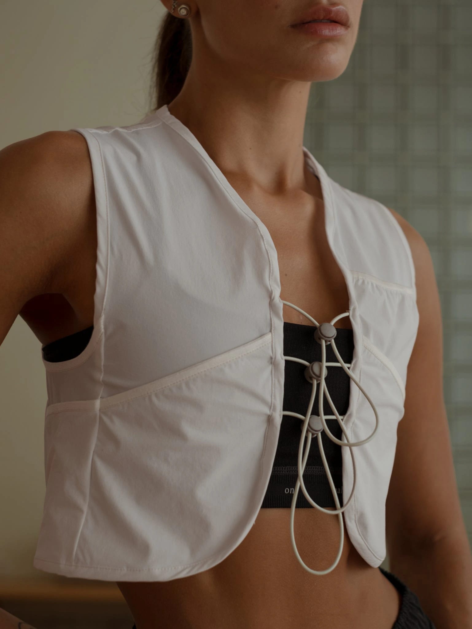 HIKING VEST - SOFT WHITE - imagen 6