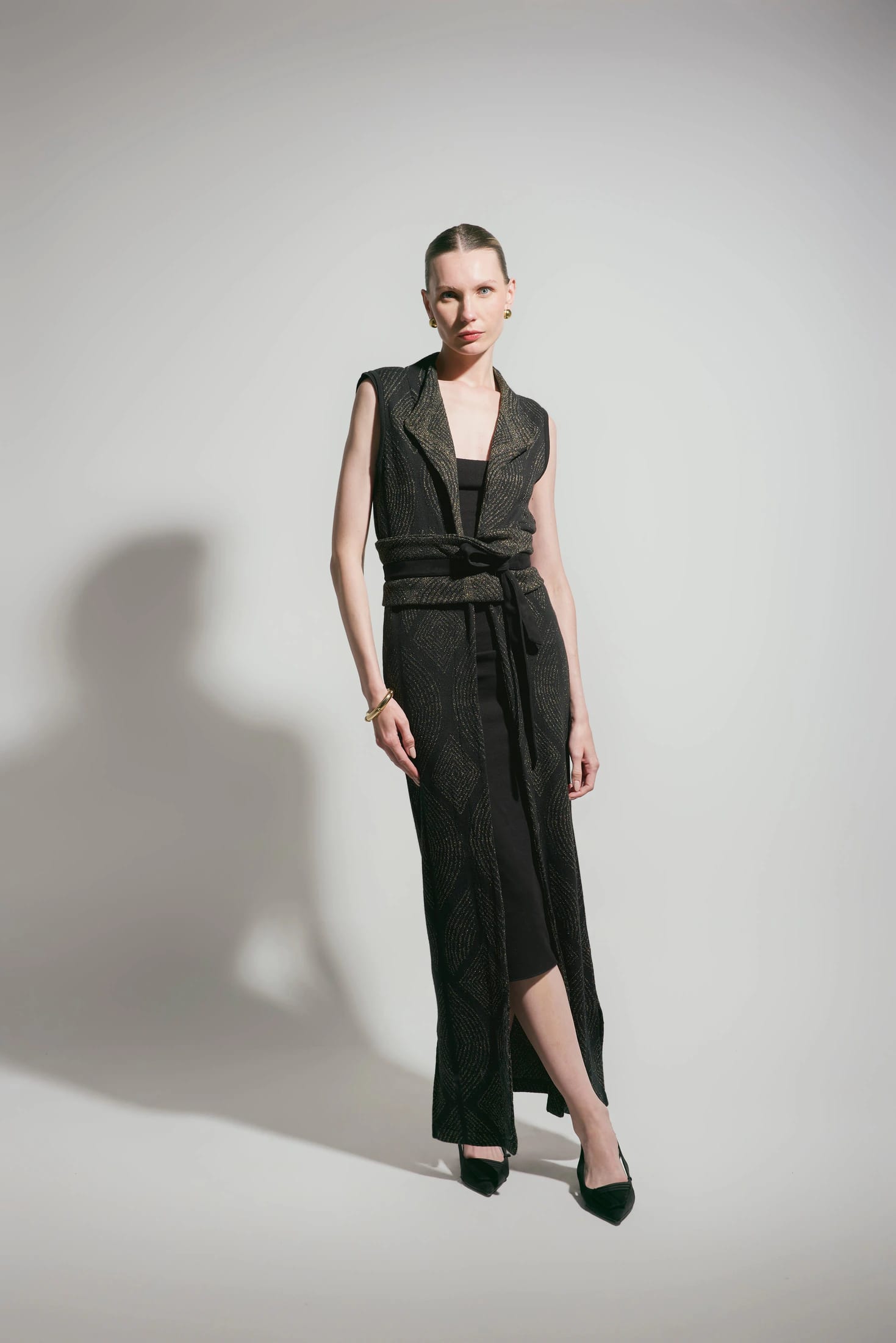 Chaleco Atenea Negro-Dorado - imagen 1