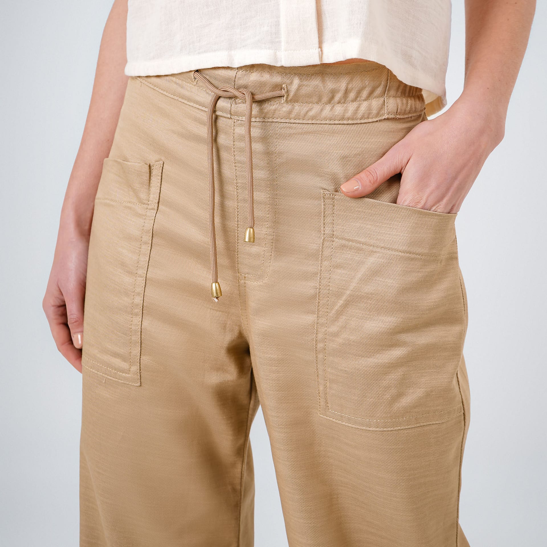 Pantalón básico estilo cargo bota flare con ajuste en cintura - imagen 7