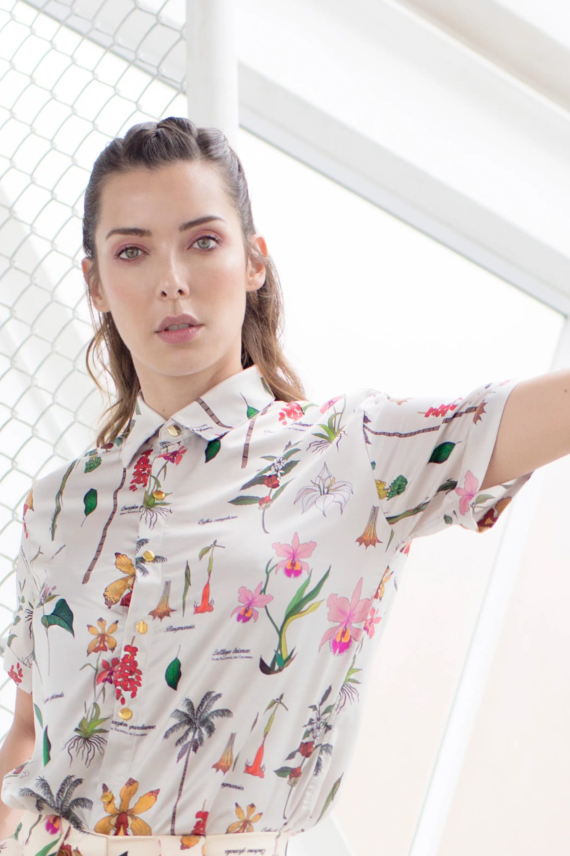 Camisa Expedición Botánica Crema Manga Corta (unisex) - imagen 2