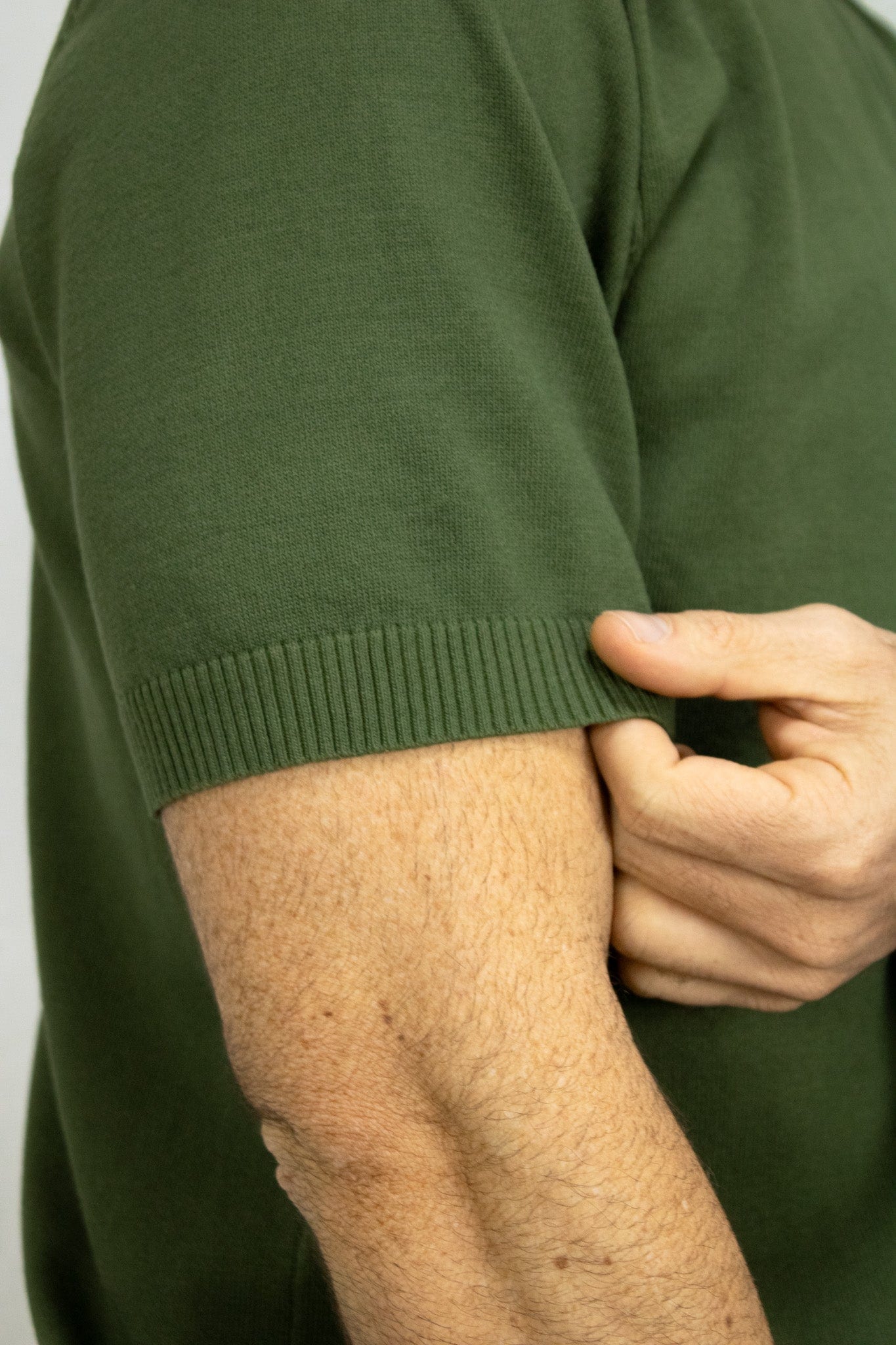 CAMISETA TEJIDA VERDE PARA HOMBRE - imagen 4