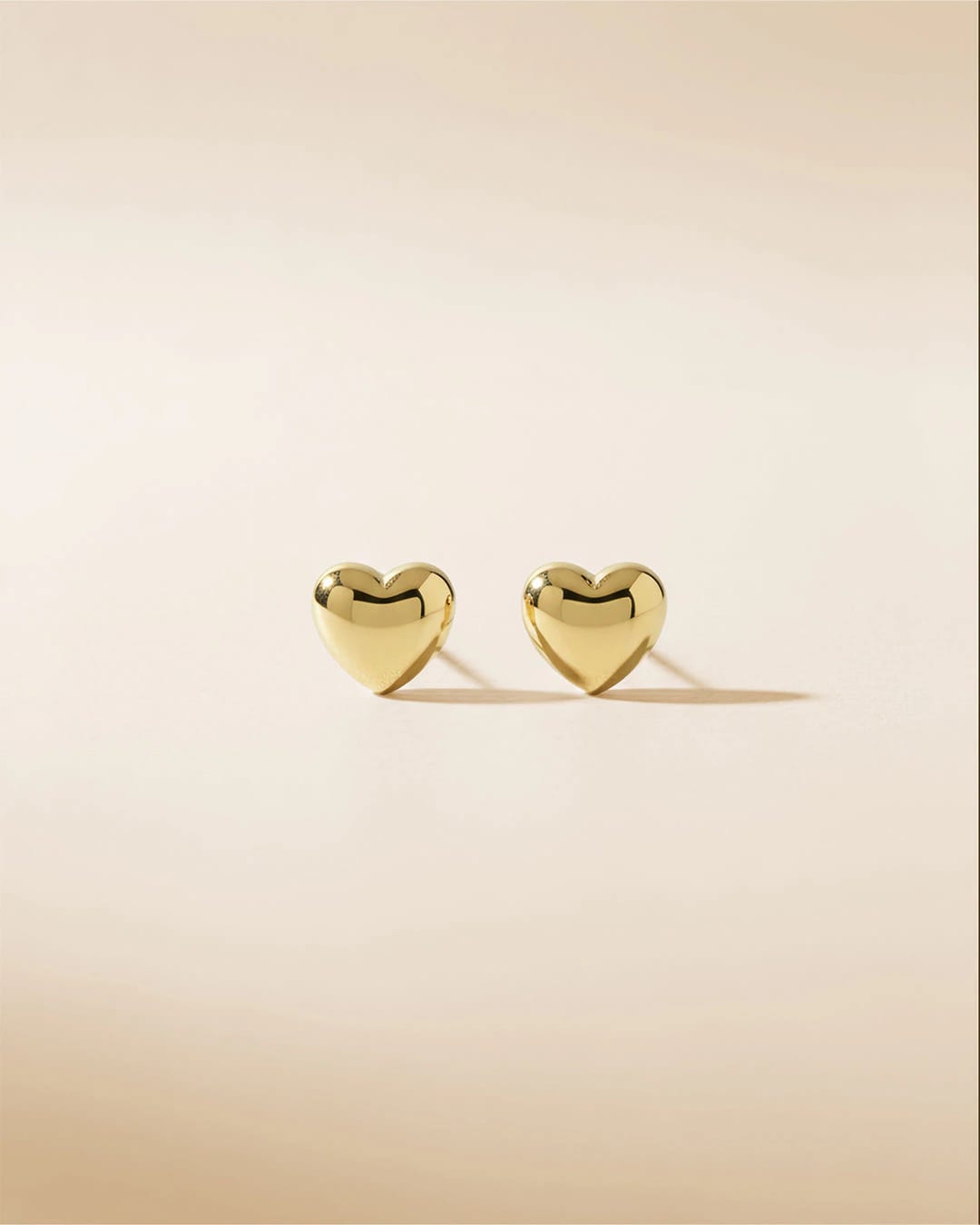 Aretes Mini Corazón Bold - imagen 2