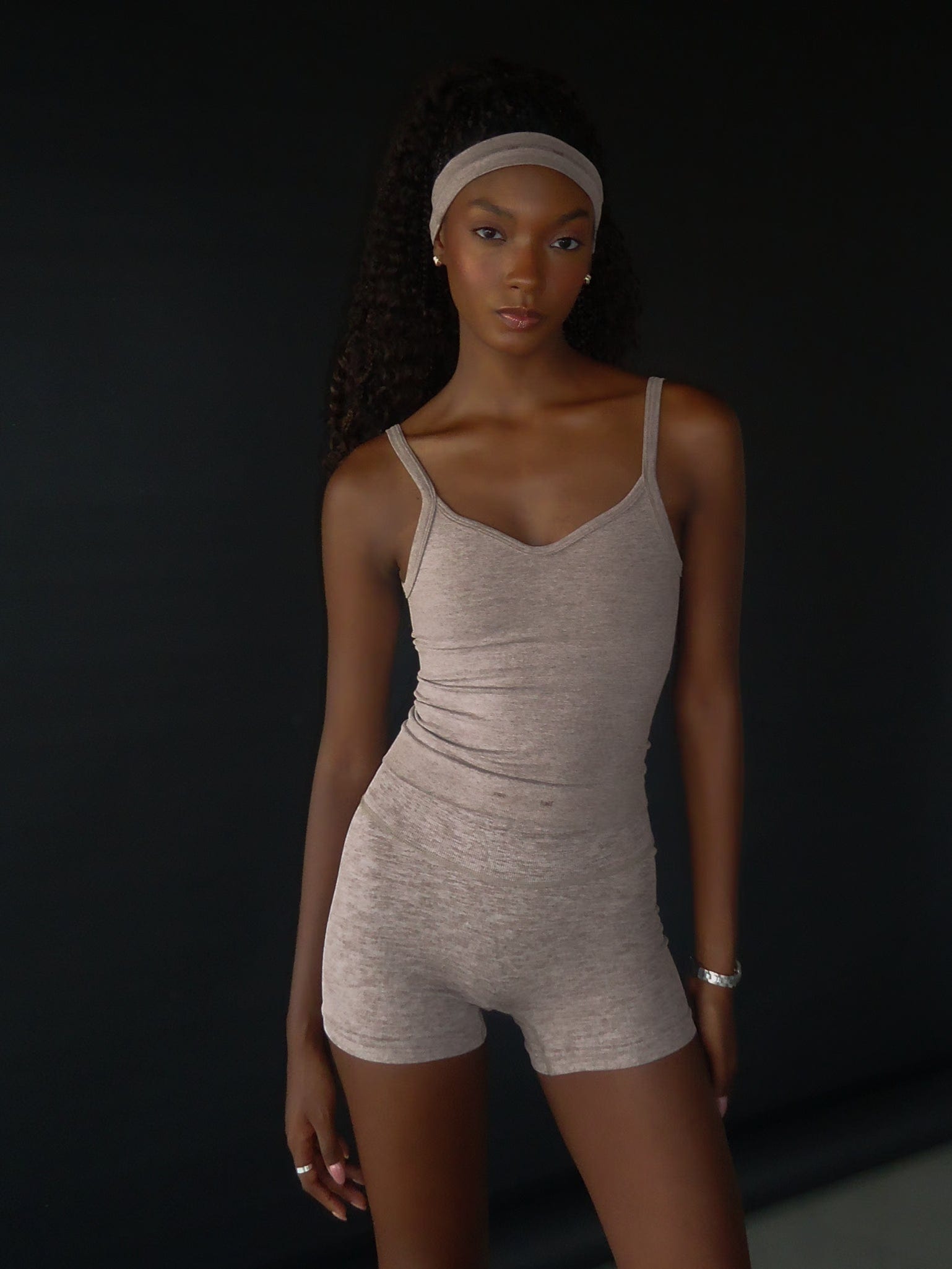 SOFT SEAMLESS TANK TOP - CHIPS - imagen 9
