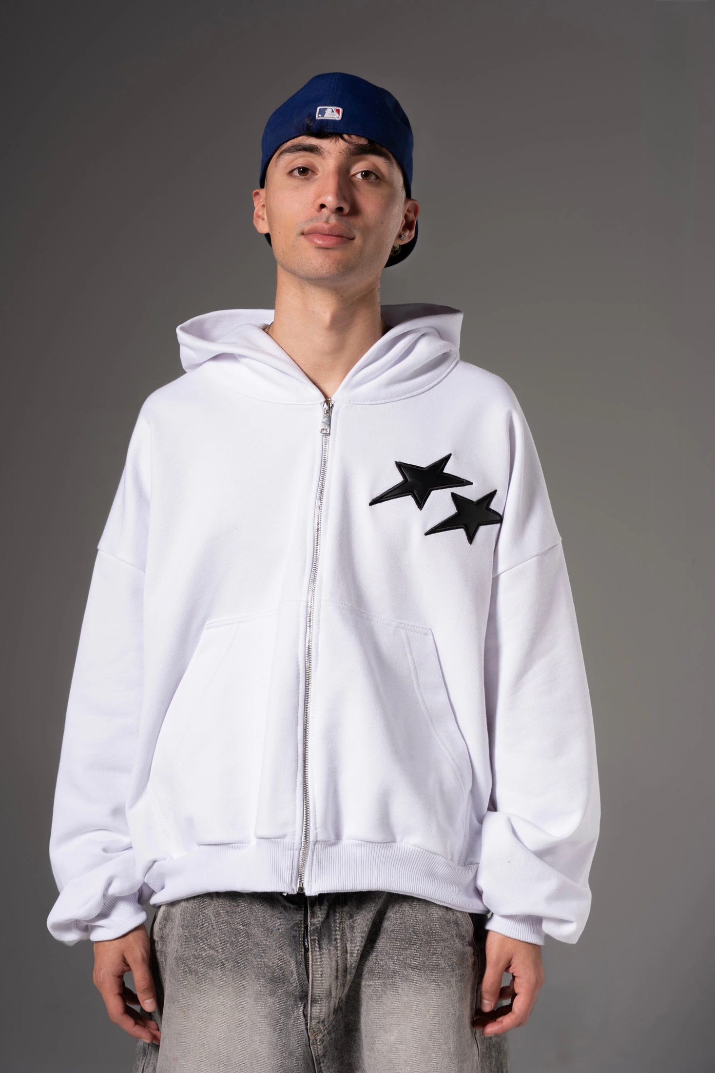 Double Zip Hoodie Boxy fit estrellas negras - imagen 4