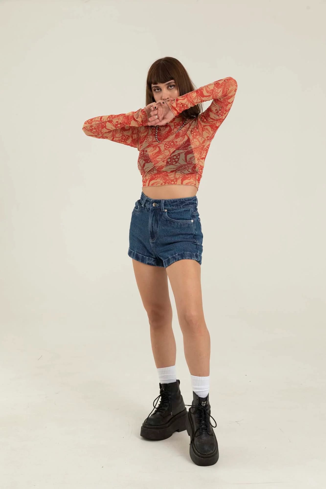 DARK BLUE DENIM SHORT - imagen 17
