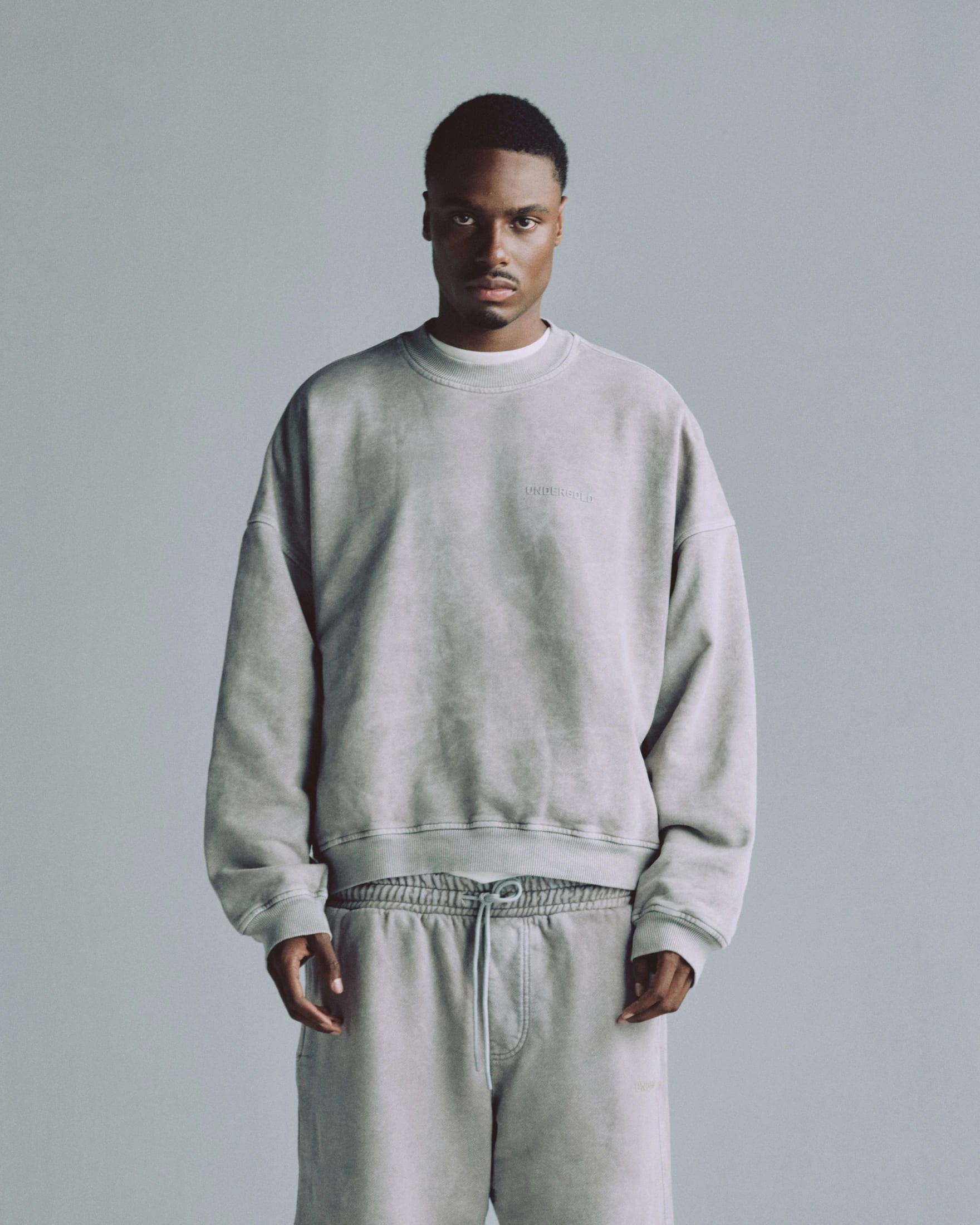 Line Logo Crewneck Washed Gray - imagen 2