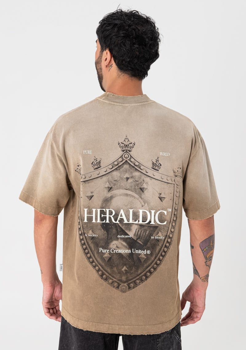 Heraldic brown shield T-shirt - imagen 3