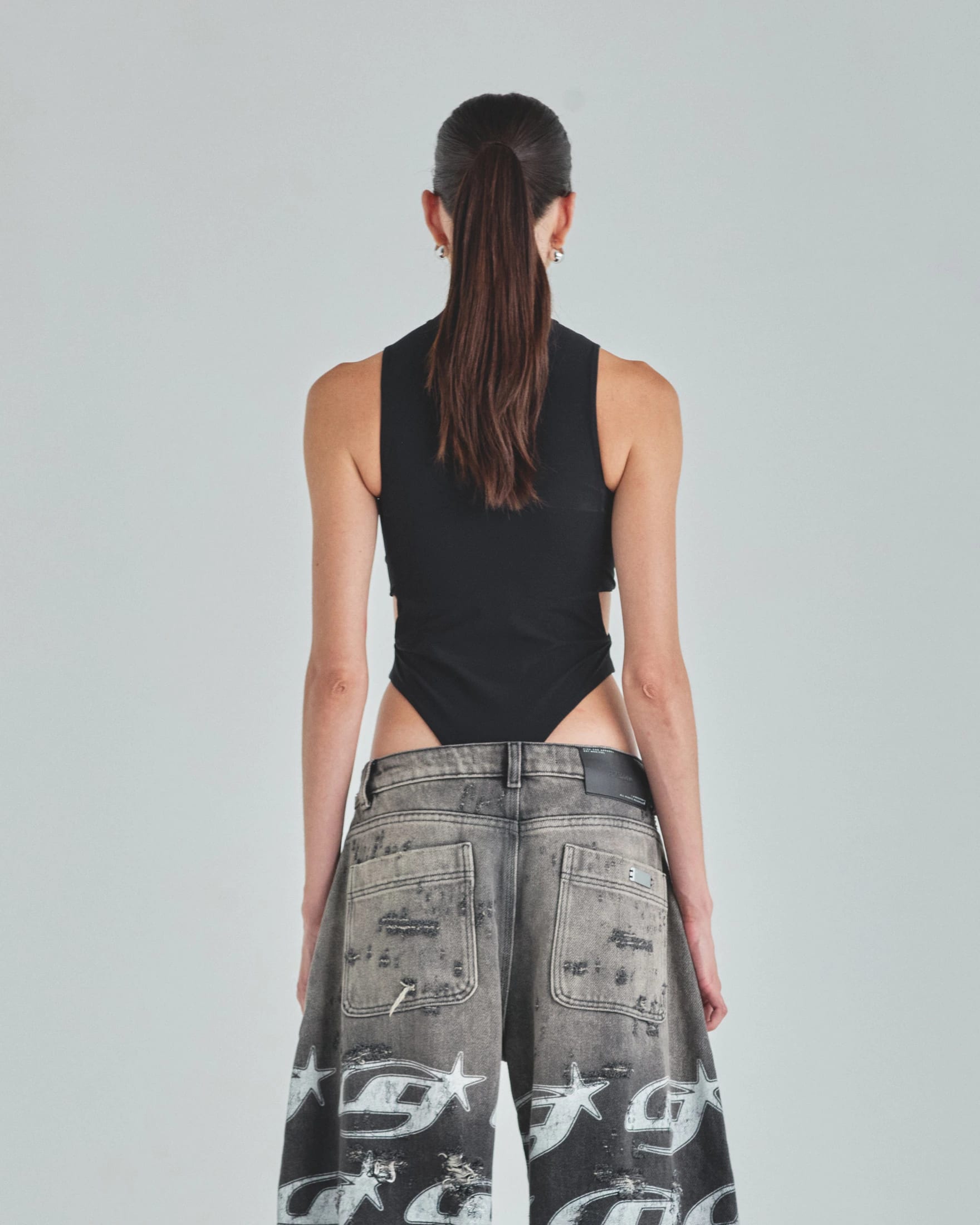 Act 1 Undergold Studio Paneled Body Black - imagen 7