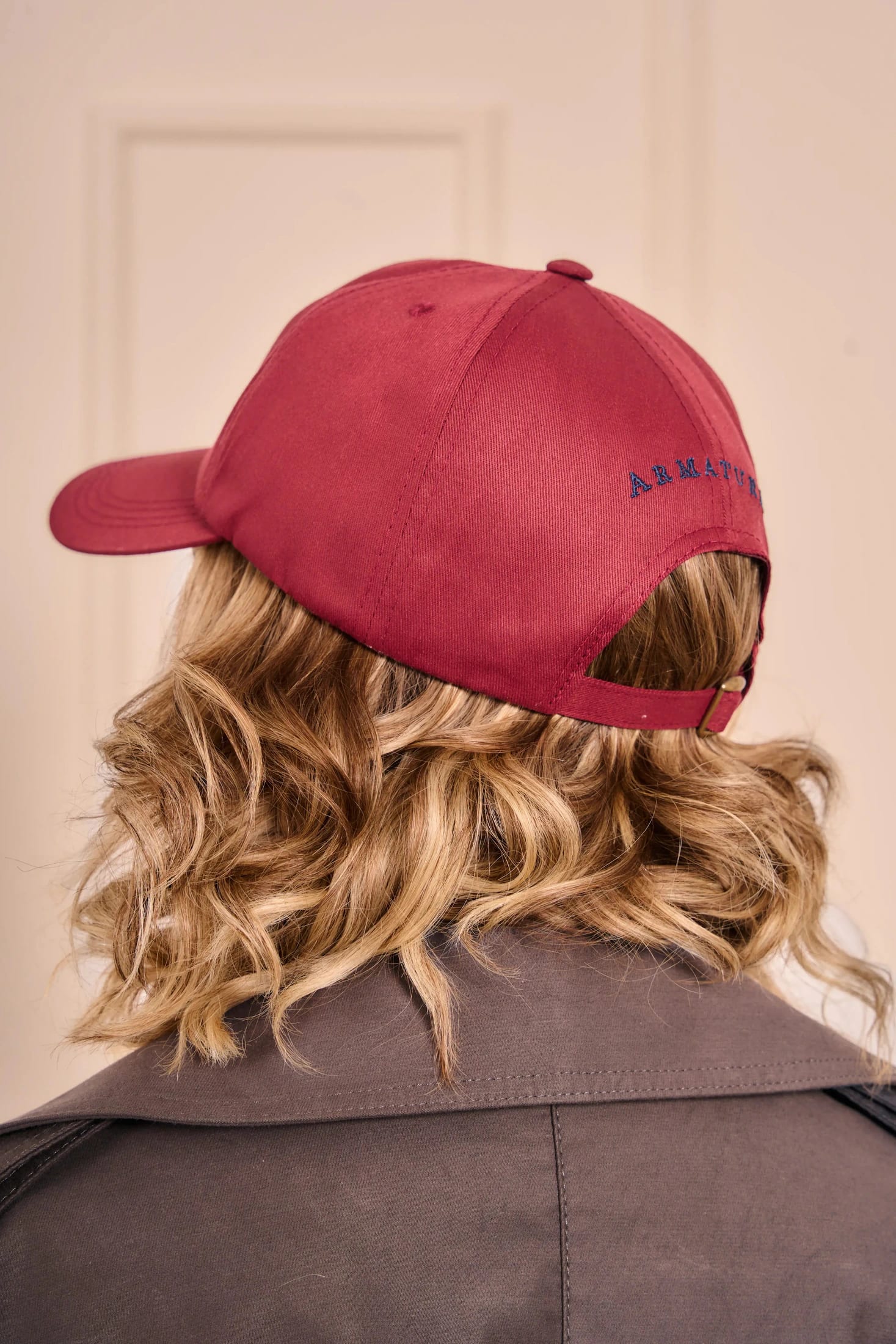 Gorra Basic Vinotinto - imagen 8