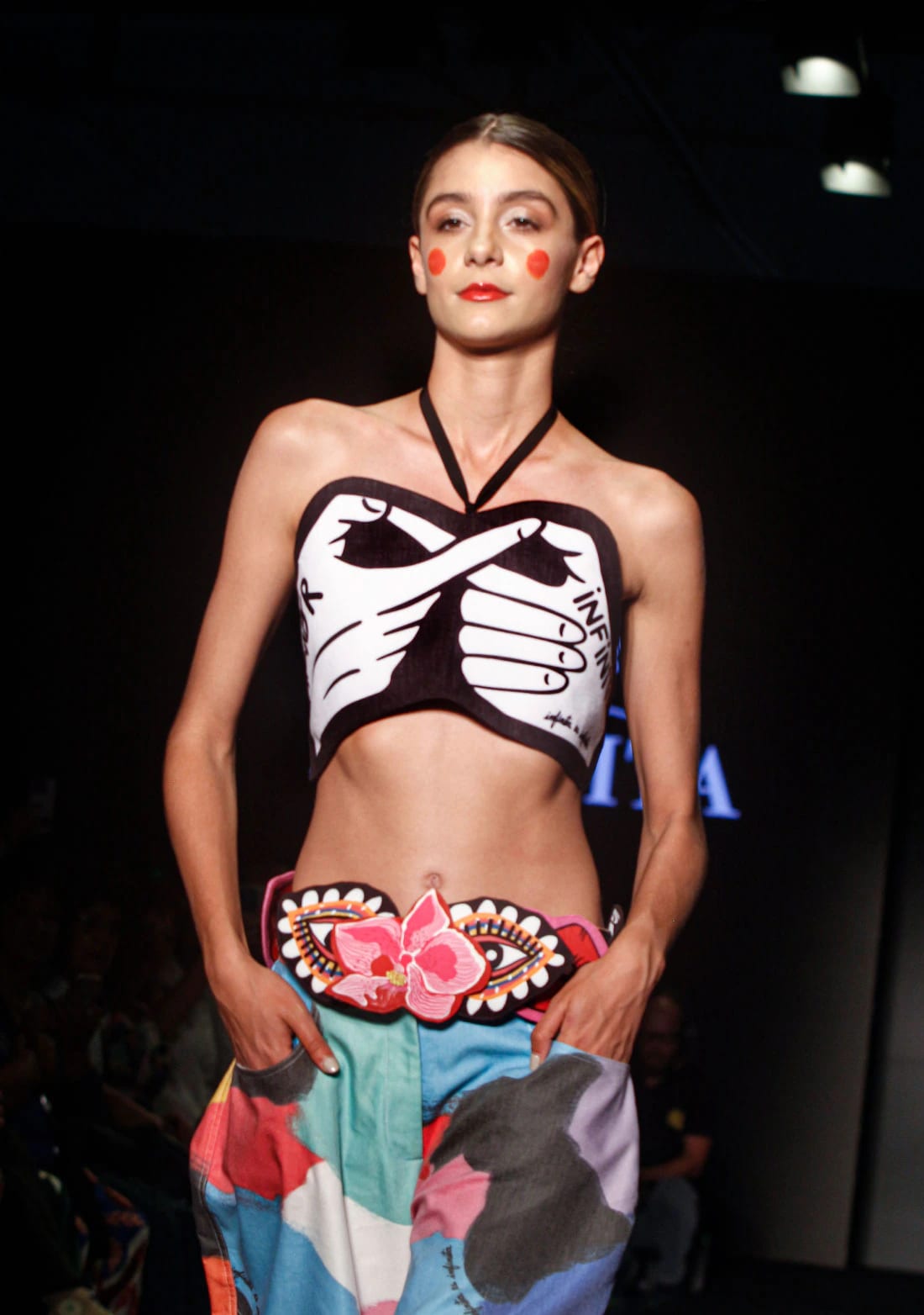 Amor Infinito que te Abraza / Accesorio - imagen 2