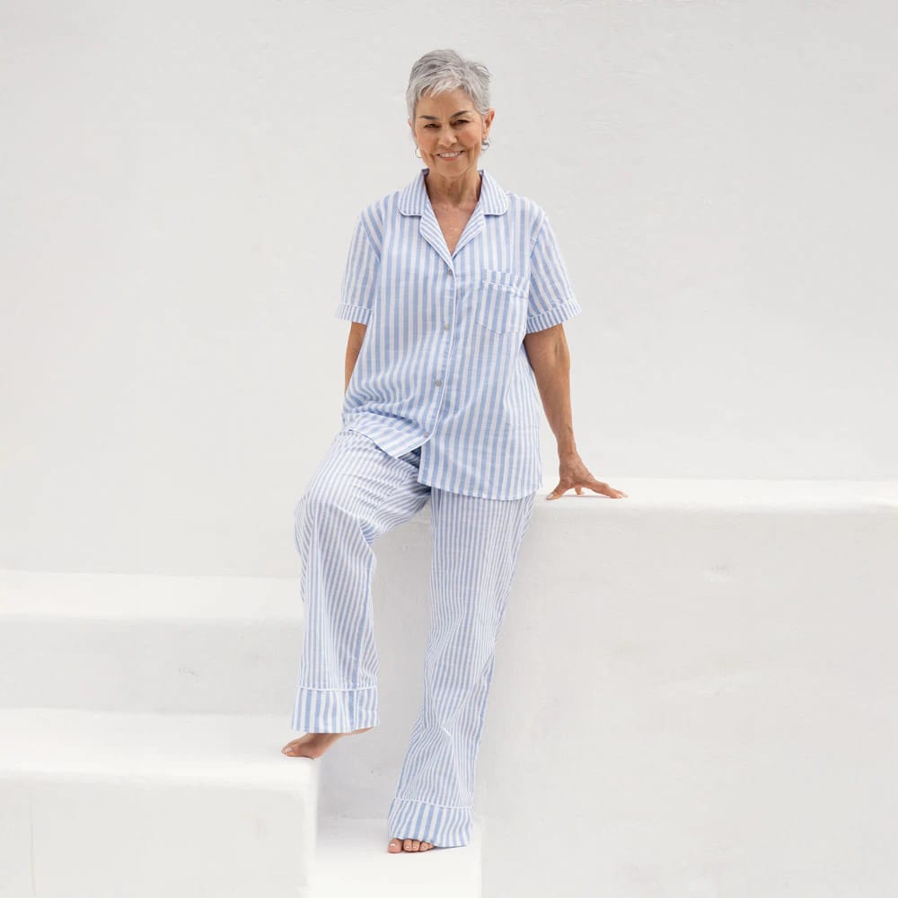 Conjunto de Pijama Pantalón Largo Rayas Azules. - imagen 1