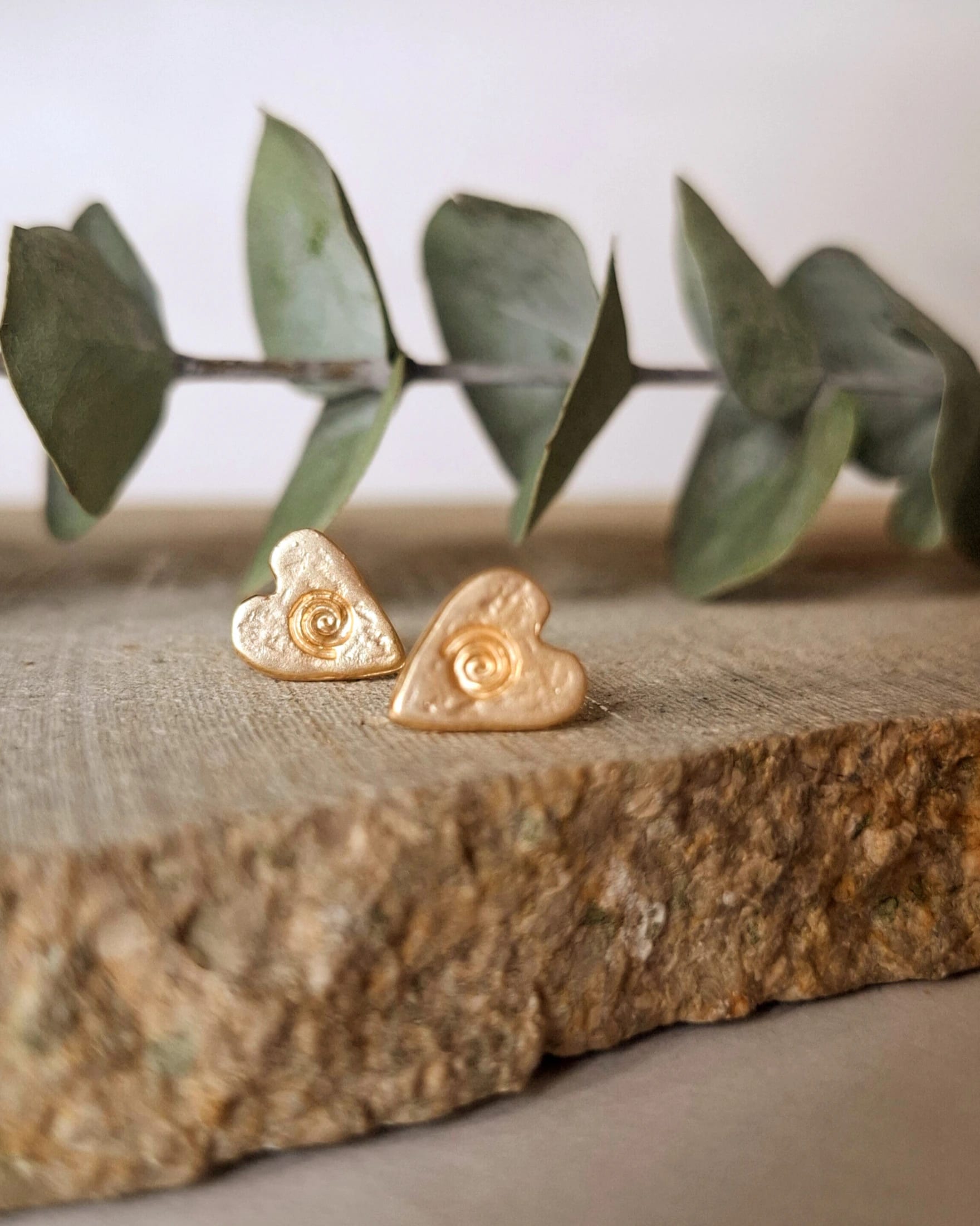 Aretes Topo Núkukaule Corazón - imagen 4
