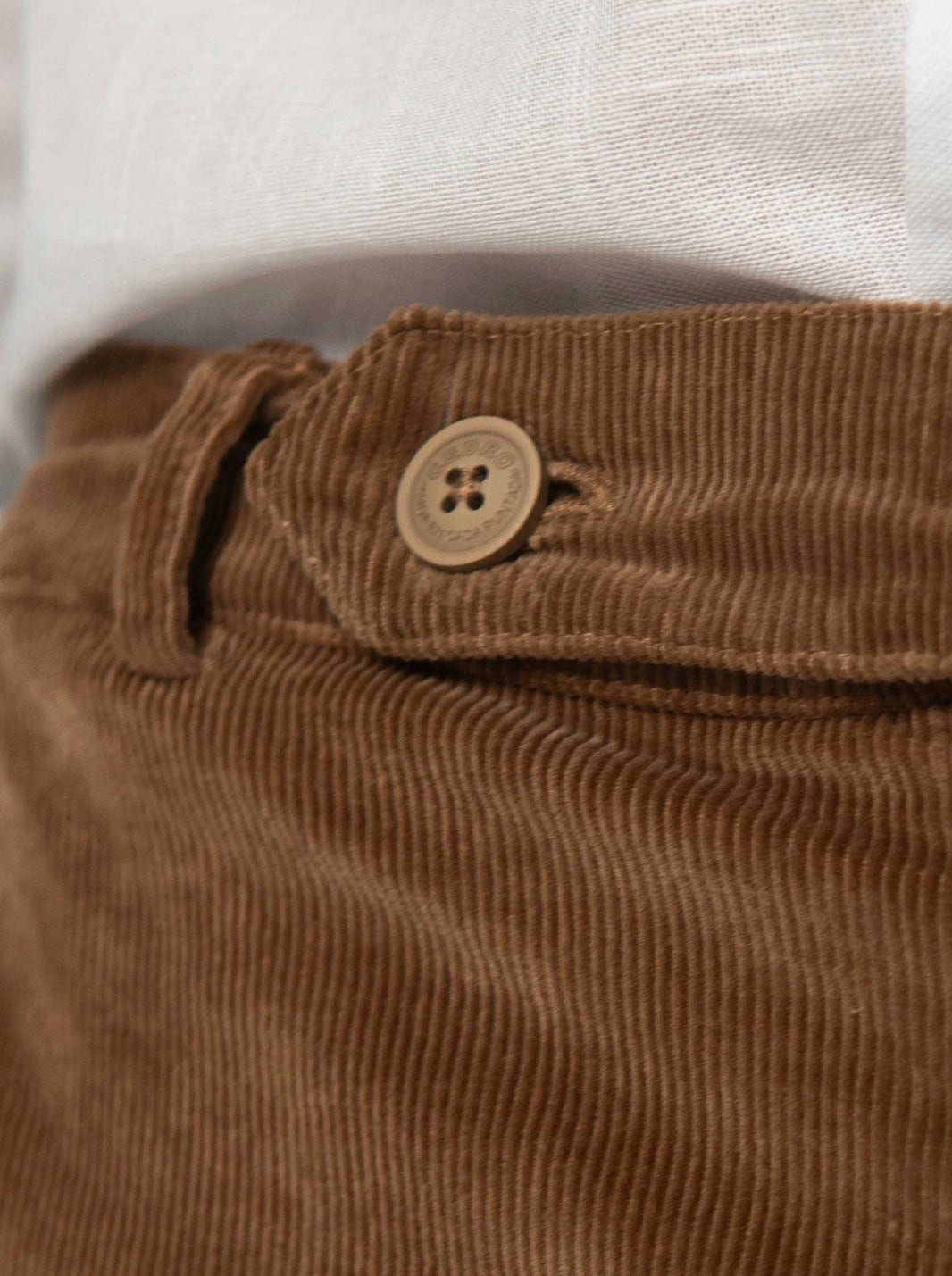 PANTALÓN DE PANA CON PRETINA CRUZADA | HOMBRE - imagen 3
