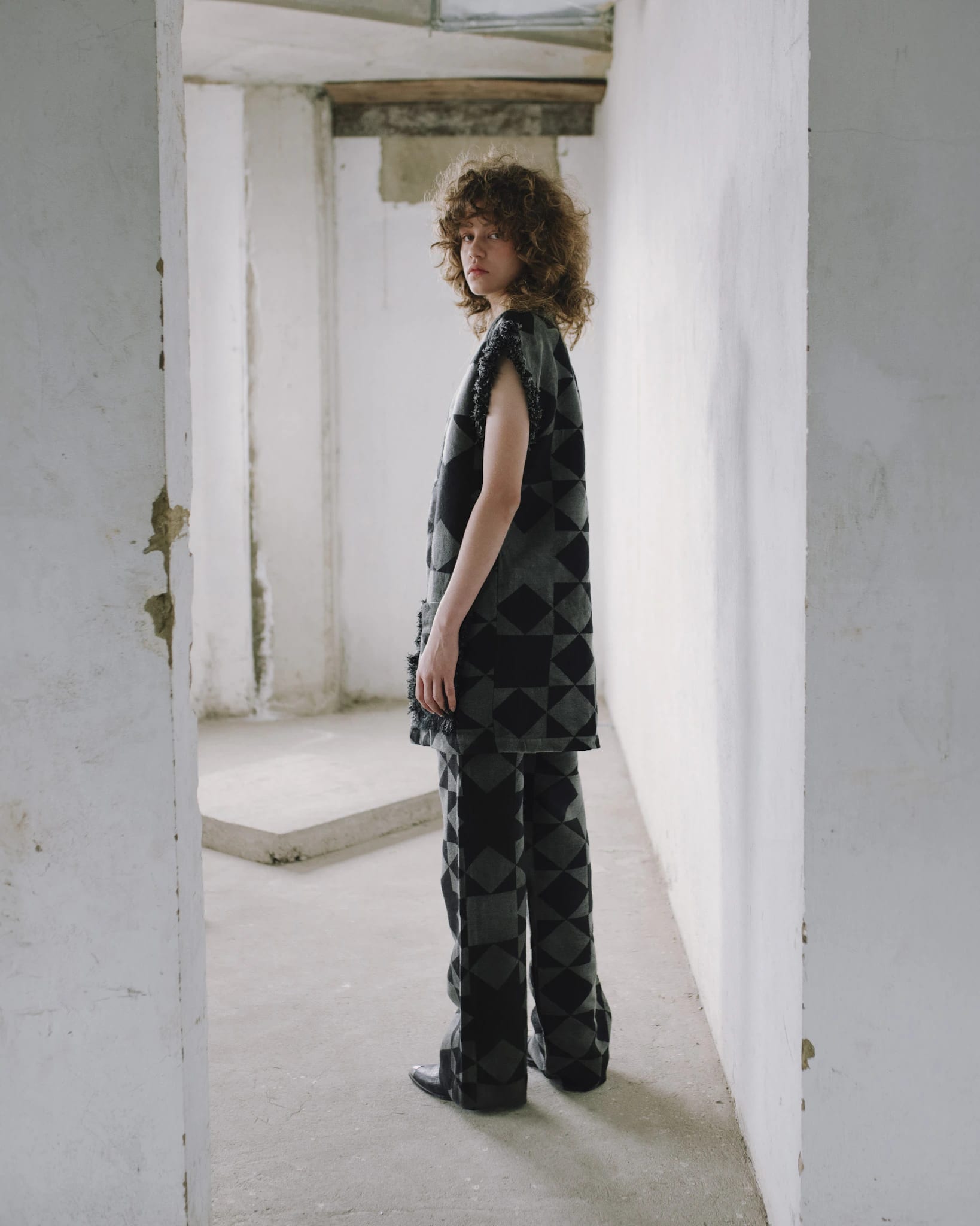 PATTERN SUIT TROUSERS - imagen 4