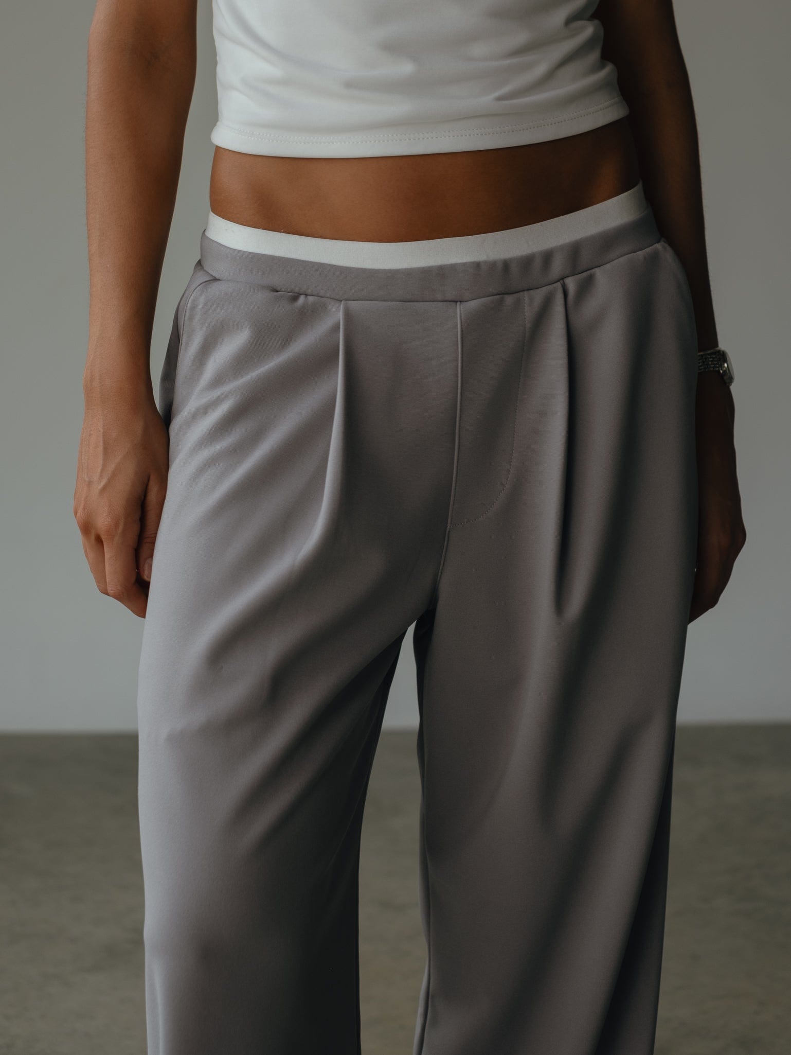 WIDE LEG BAND PANT - LIGHT GRAY - imagen 4