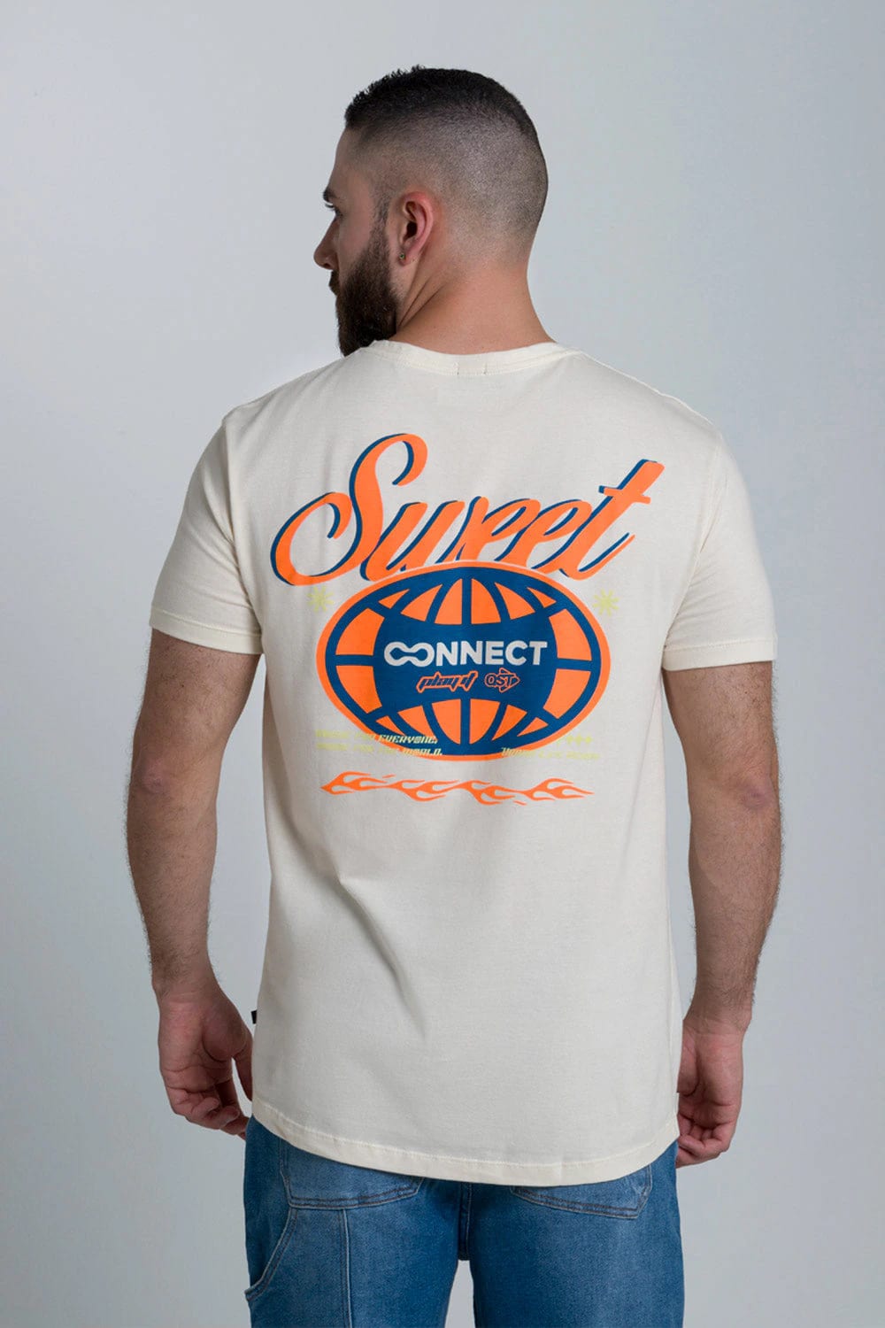 CAMISETA ESTAMPADO LOCALIZADO COLOR IVORY - imagen 3