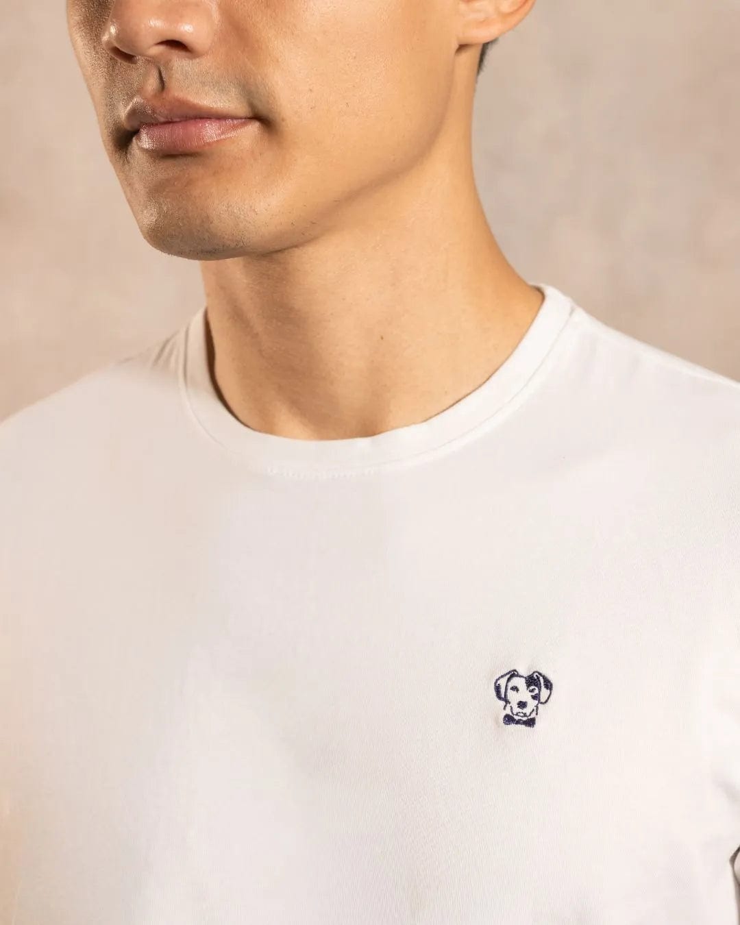 Camiseta Antimanchas Blanca Logo Azul Oscuro - Talla Regular - imagen 2