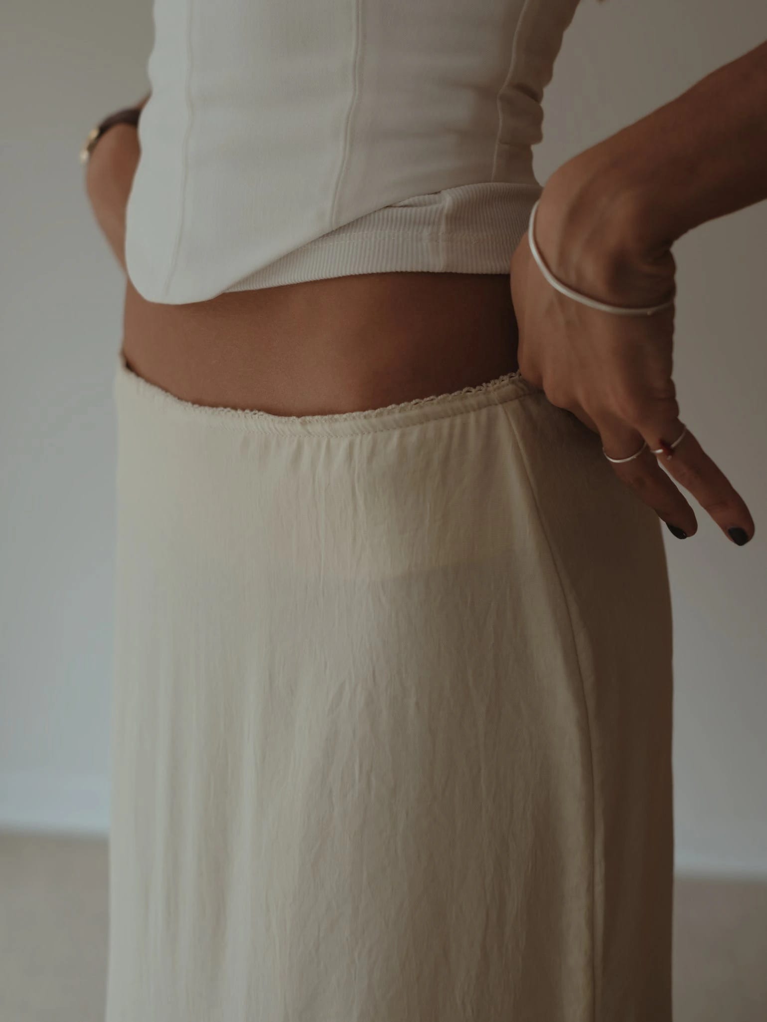 SOFT LONG SKIRT - VANILLA - imagen 7