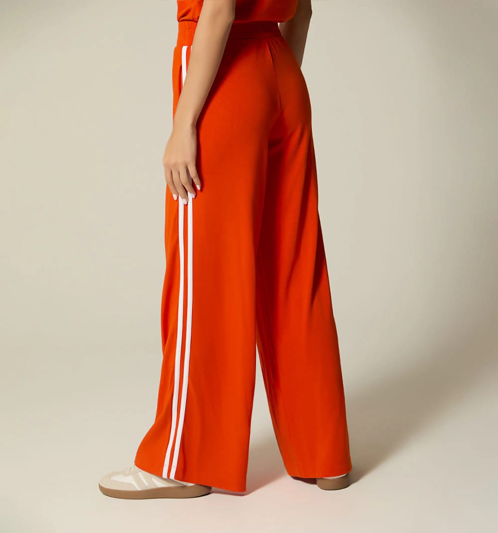 Pantalón deportivo franjas en el lateral - imagen 6