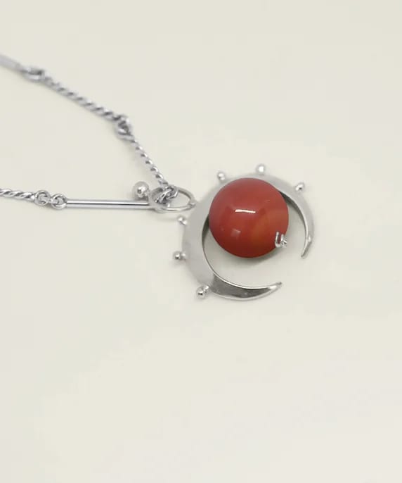 Crescent Pendant Carnelian Agate Silver - imagen 1