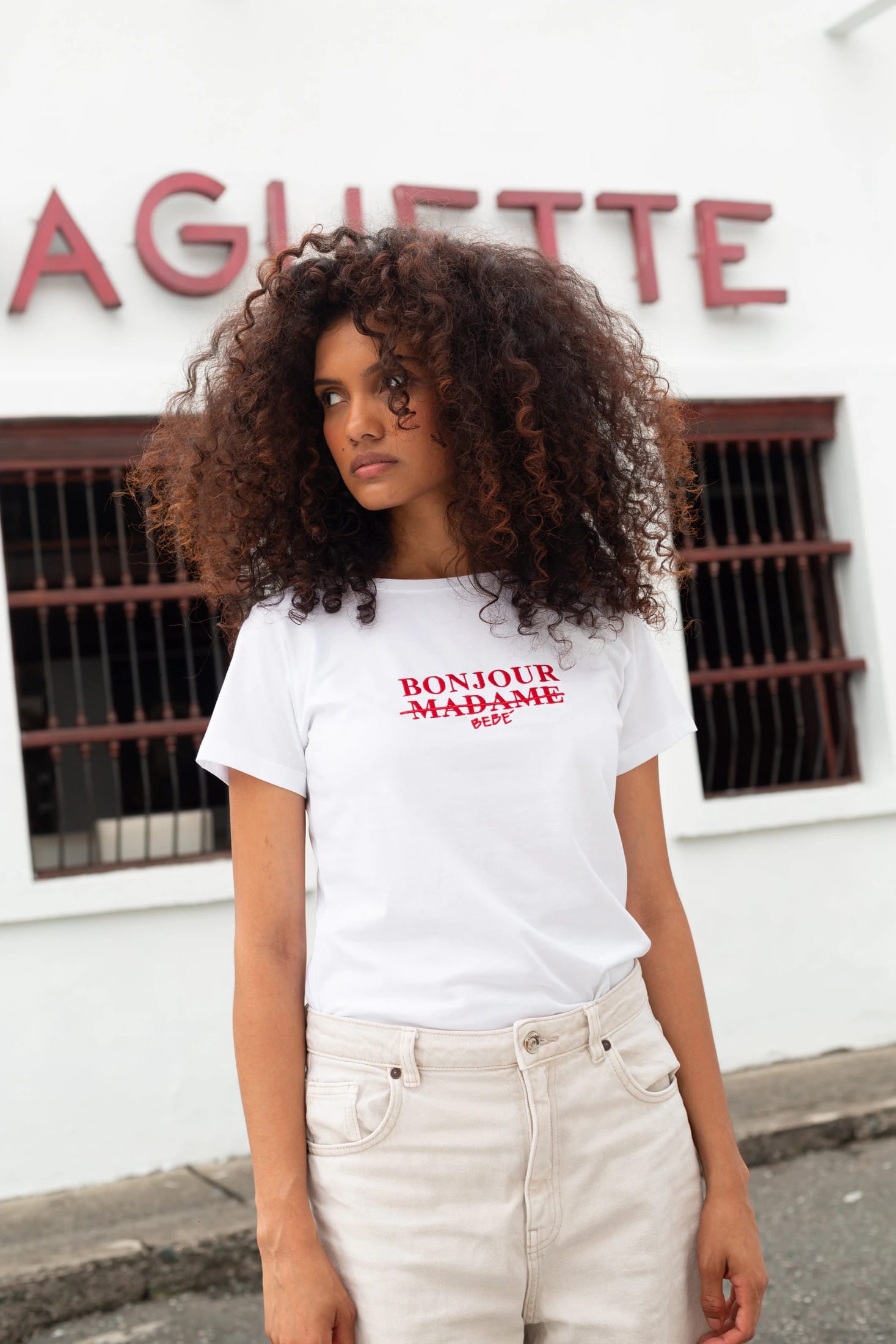 Bonjour Bebé Embroidered Basic Tee - imagen 1