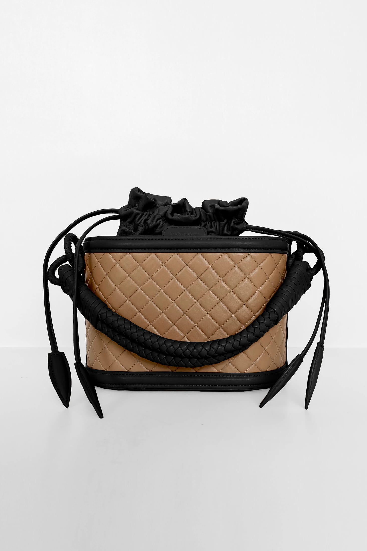 Basket Bucket, Cappuccino & Black - imagen 1