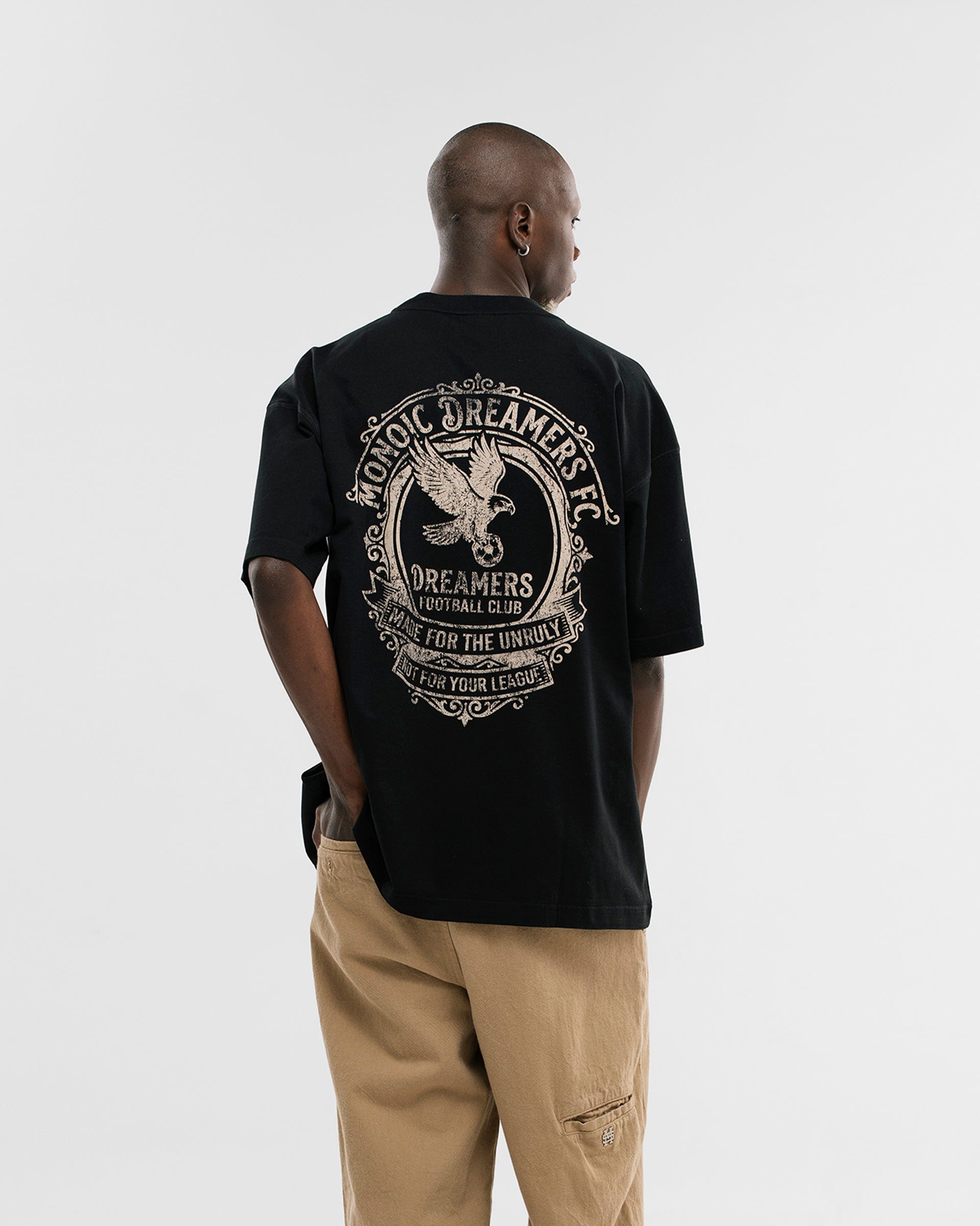 Camiseta Oversized Dreamers Club - Negro Oscuro - imagen 2