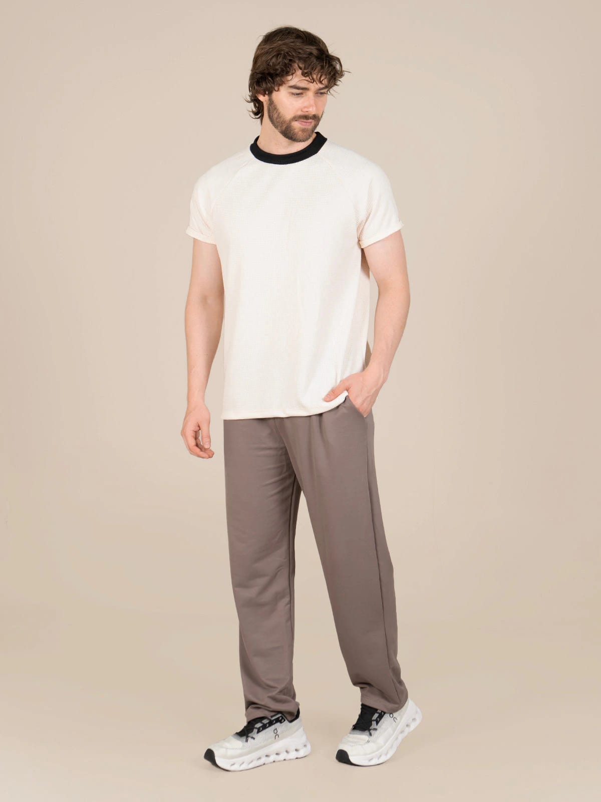 Jogger novo sorona cafe - imagen 2