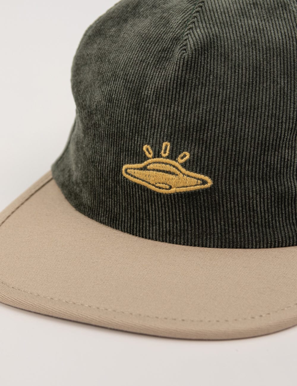 Gorra Desestructurada pana astral verde + beige - imagen 4