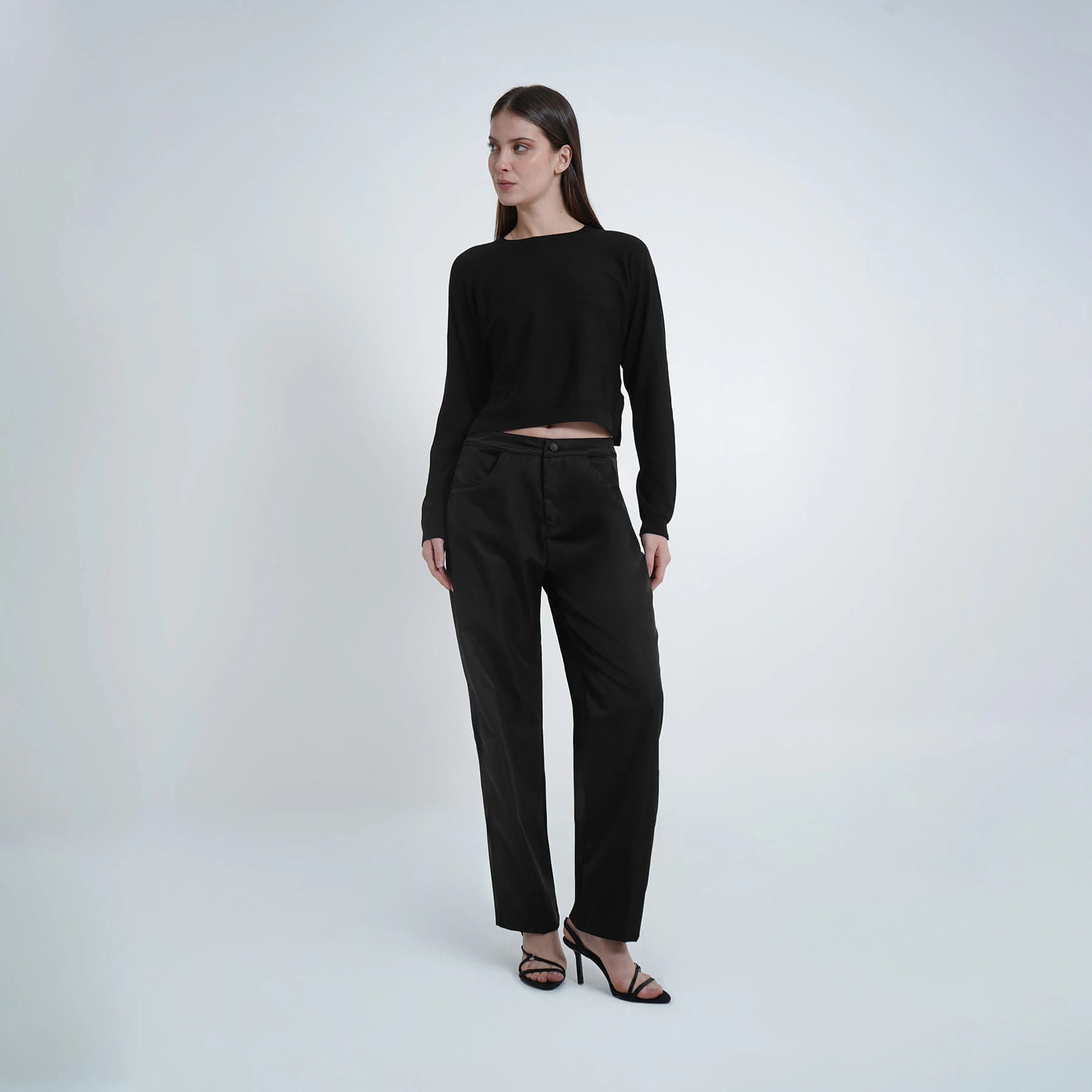 Sweater crop cuello redondo manga larga - imagen 3
