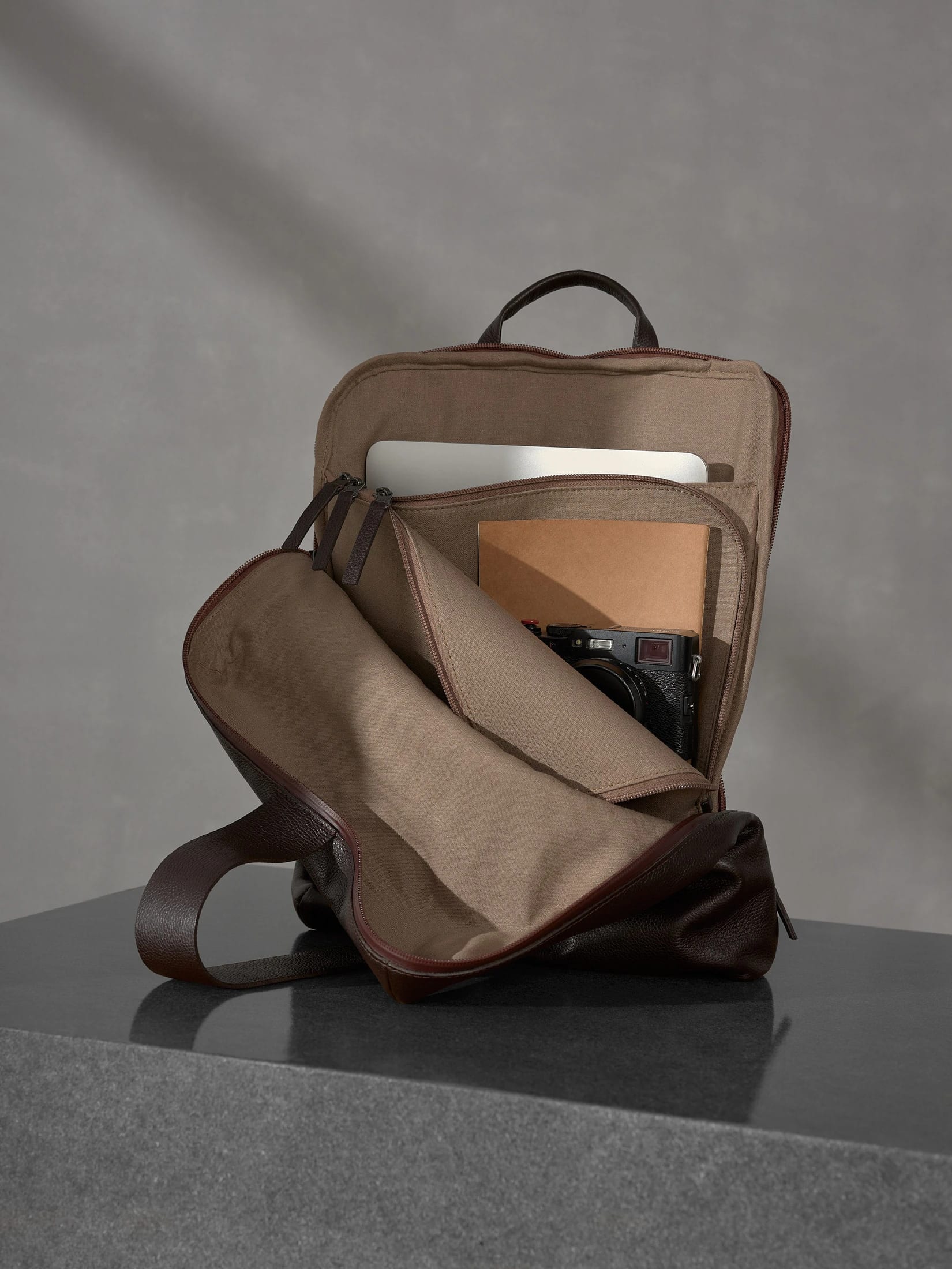 Basalt Carry-On System · Dark Brown - imagen 9