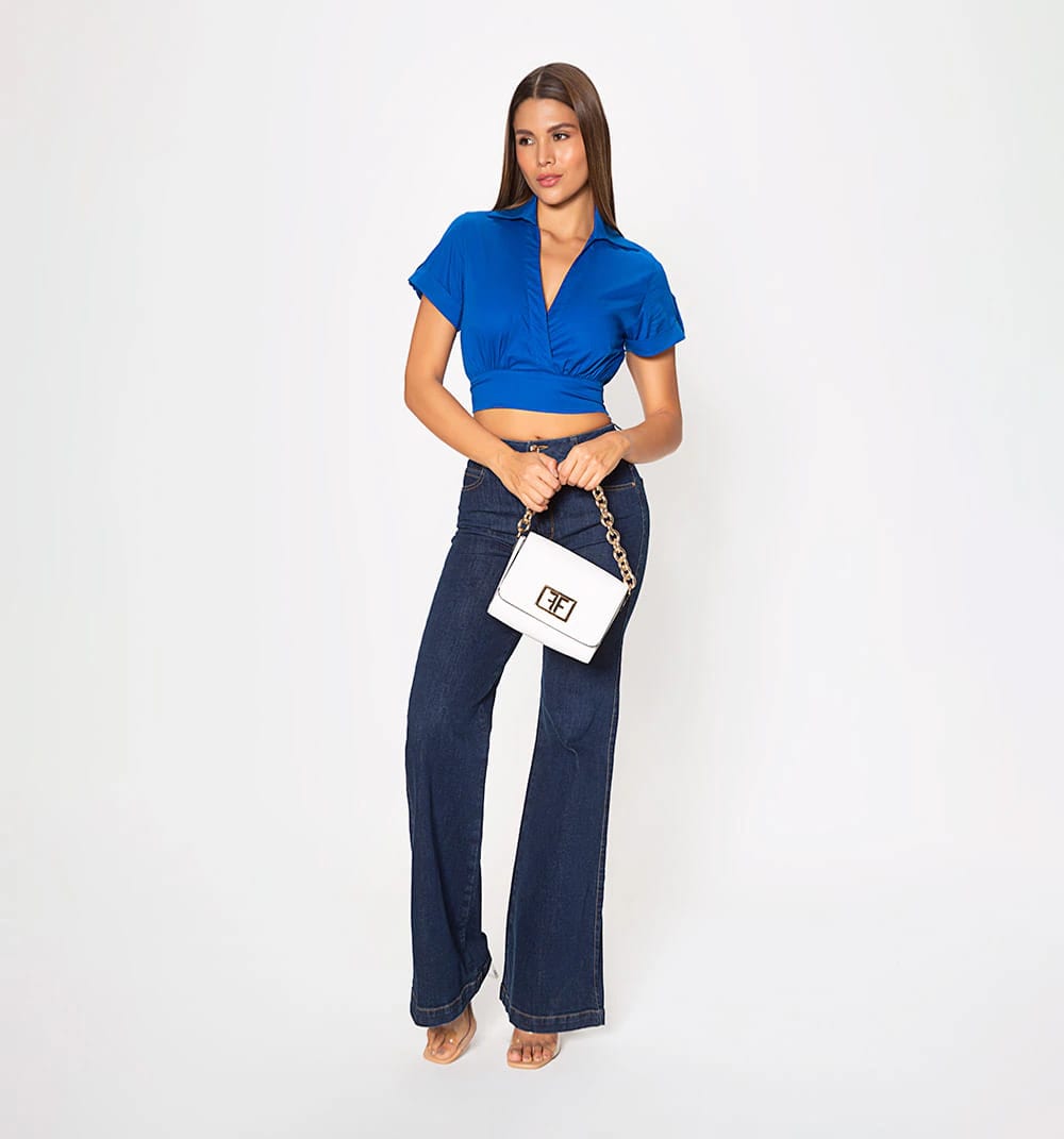 Blusa crop manga corta con guardapolvo y - imagen 1