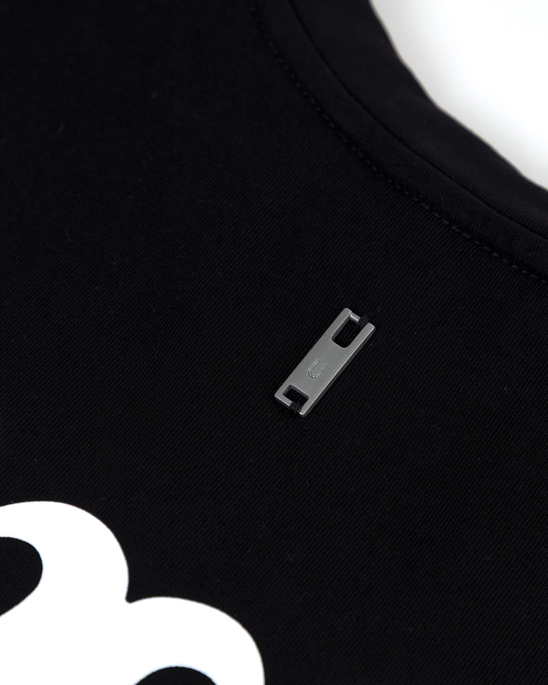 Line UG Monogram Tshirt Black - imagen 6