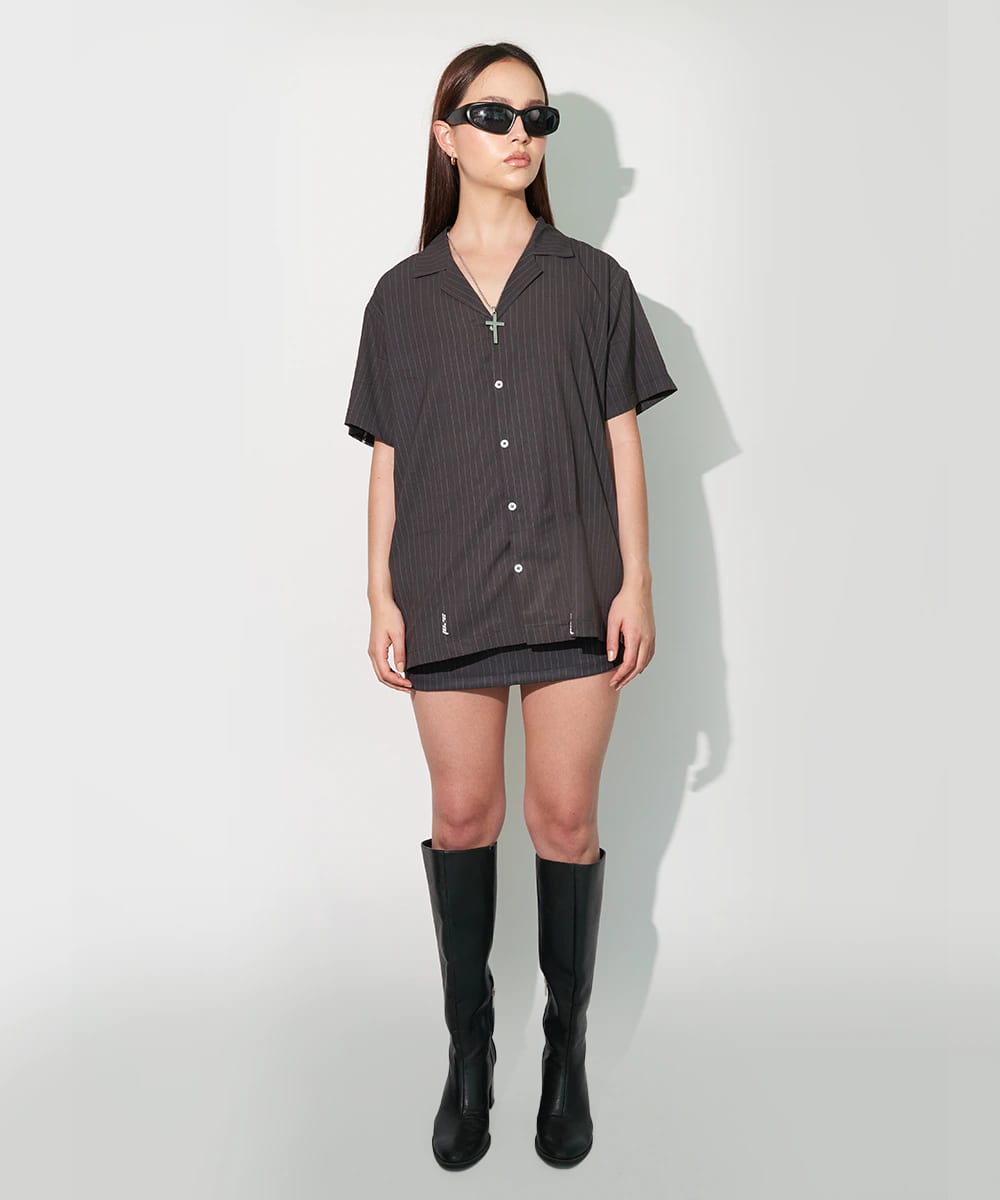 Camp Shirt in Black Pinstripe - imagen 4
