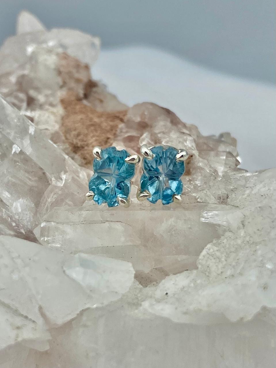 Aretes Topacio Azul flor - imagen 1