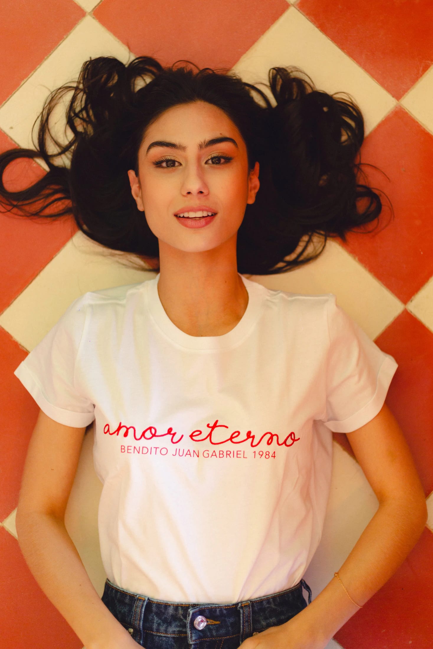 Amor Eterno Embroidered Oversized Tee - imagen 1