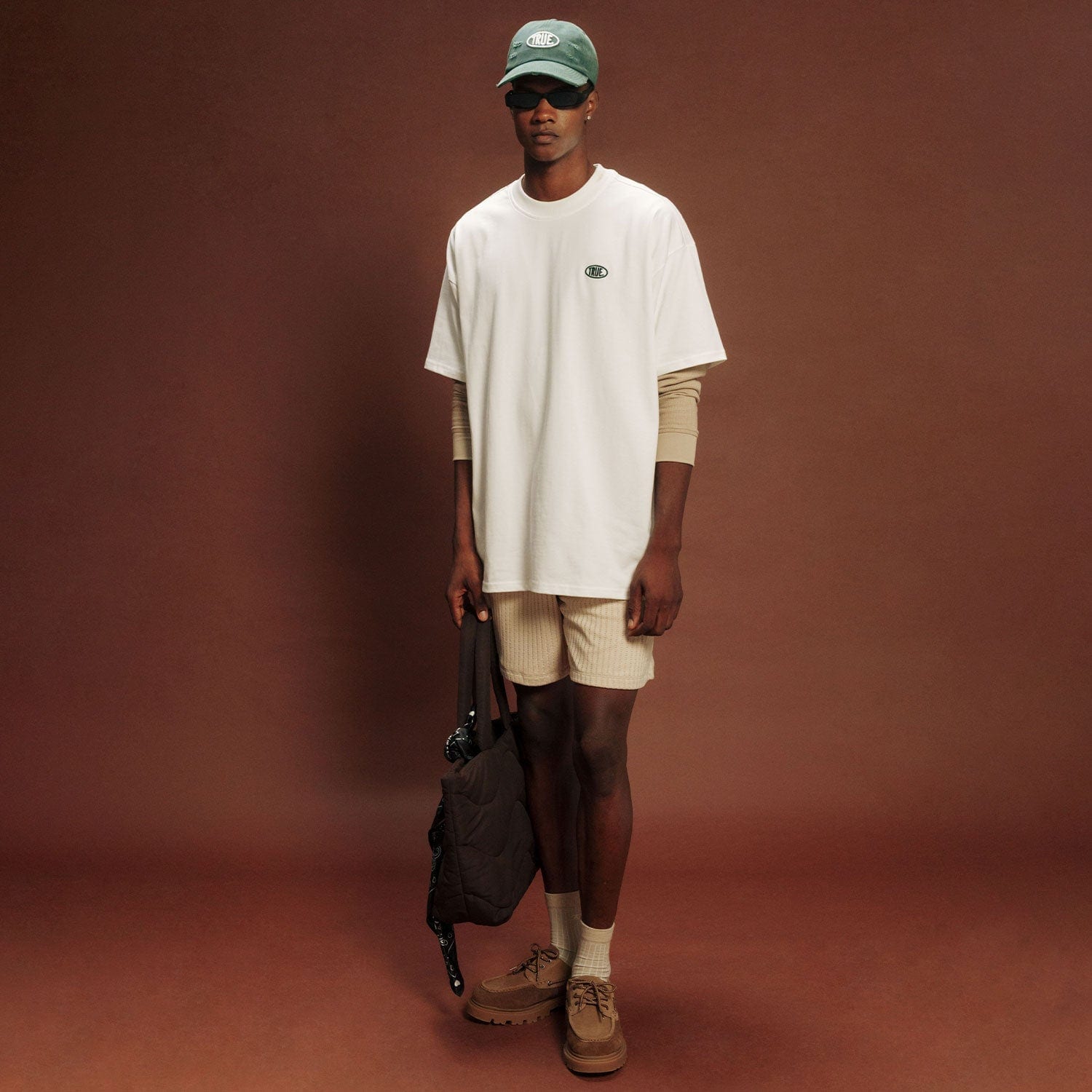 True Uniform Oversized T-Shirt - Cream - imagen 4