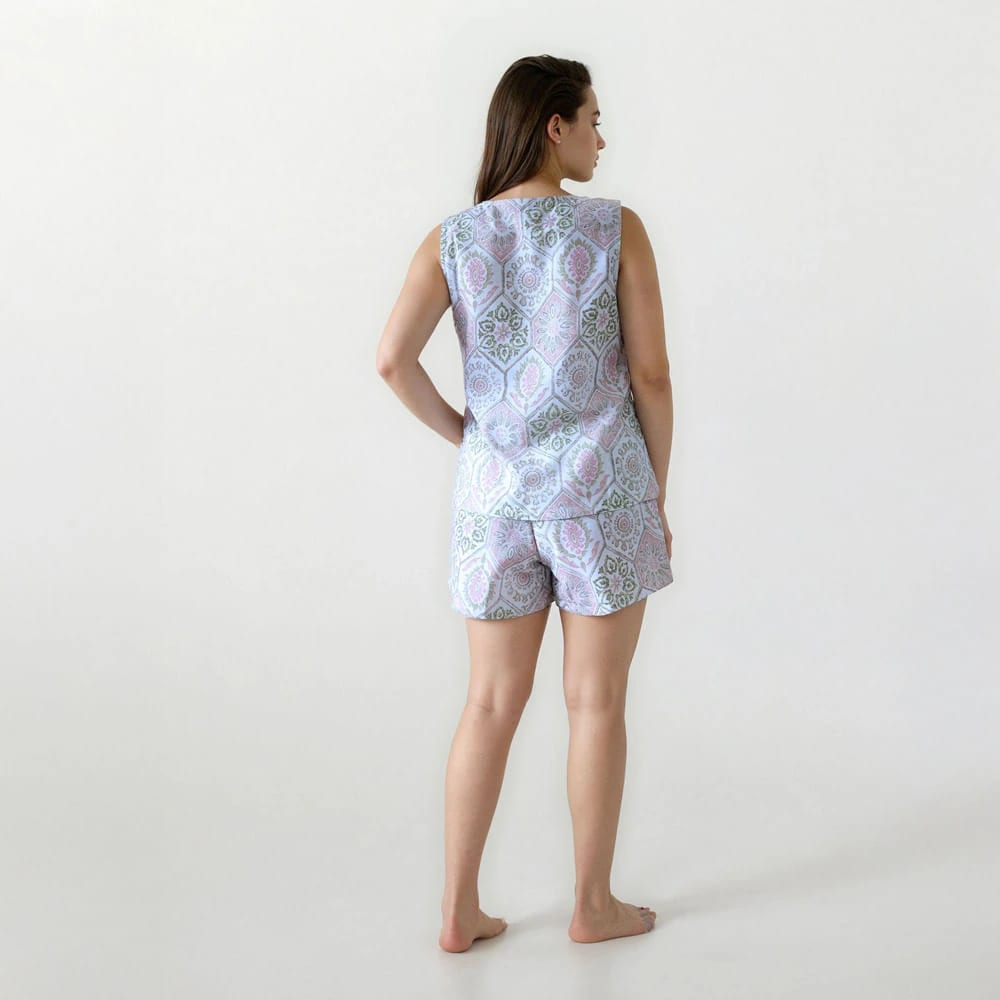 Conjunto de Pijama Short Jardines del Amanecer. - imagen 2