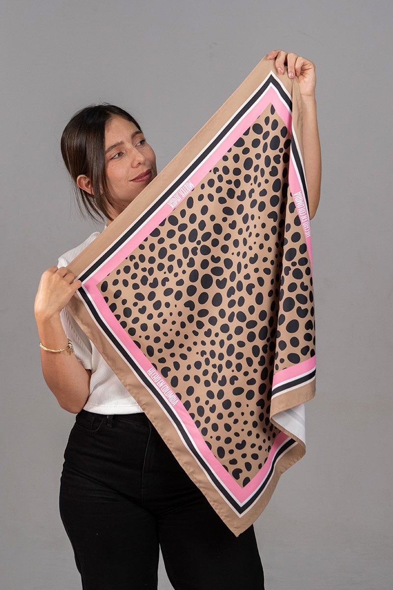 Pañoleta Animal Print - imagen 1