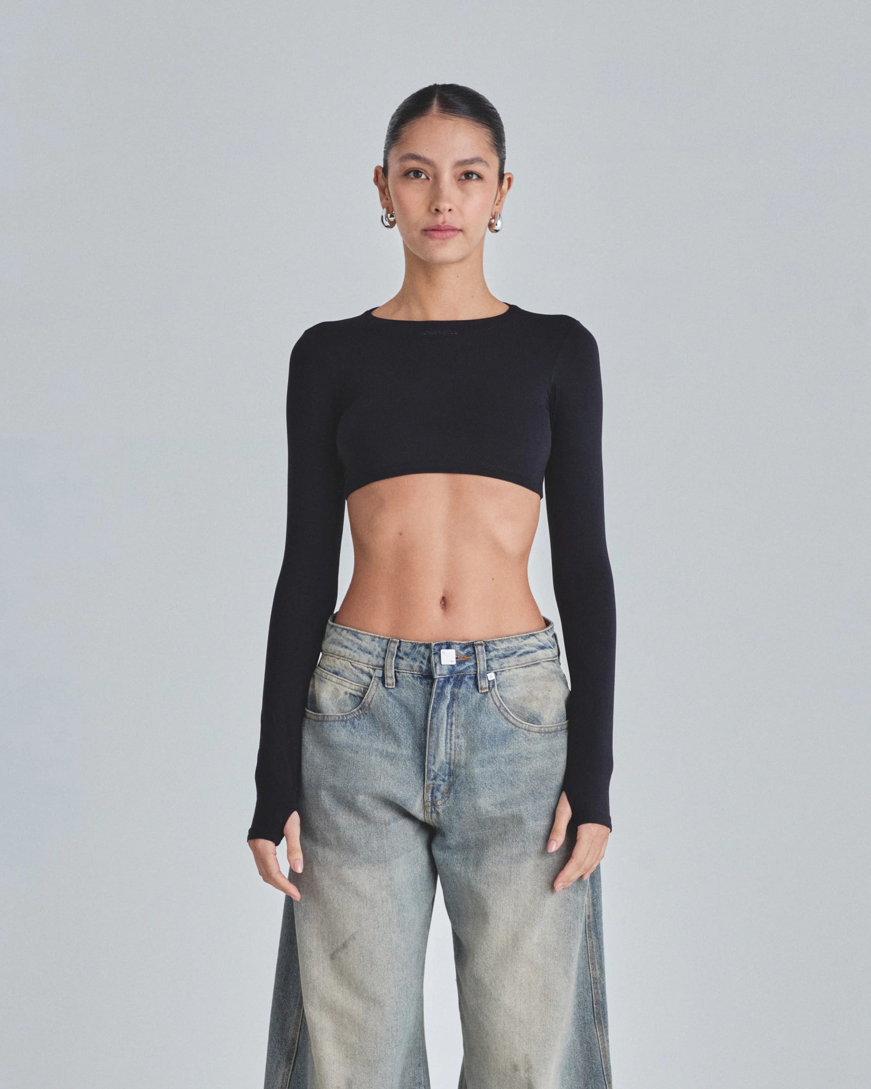 Line Basic Long Sleeve Cropped Tshirt Black - imagen 2