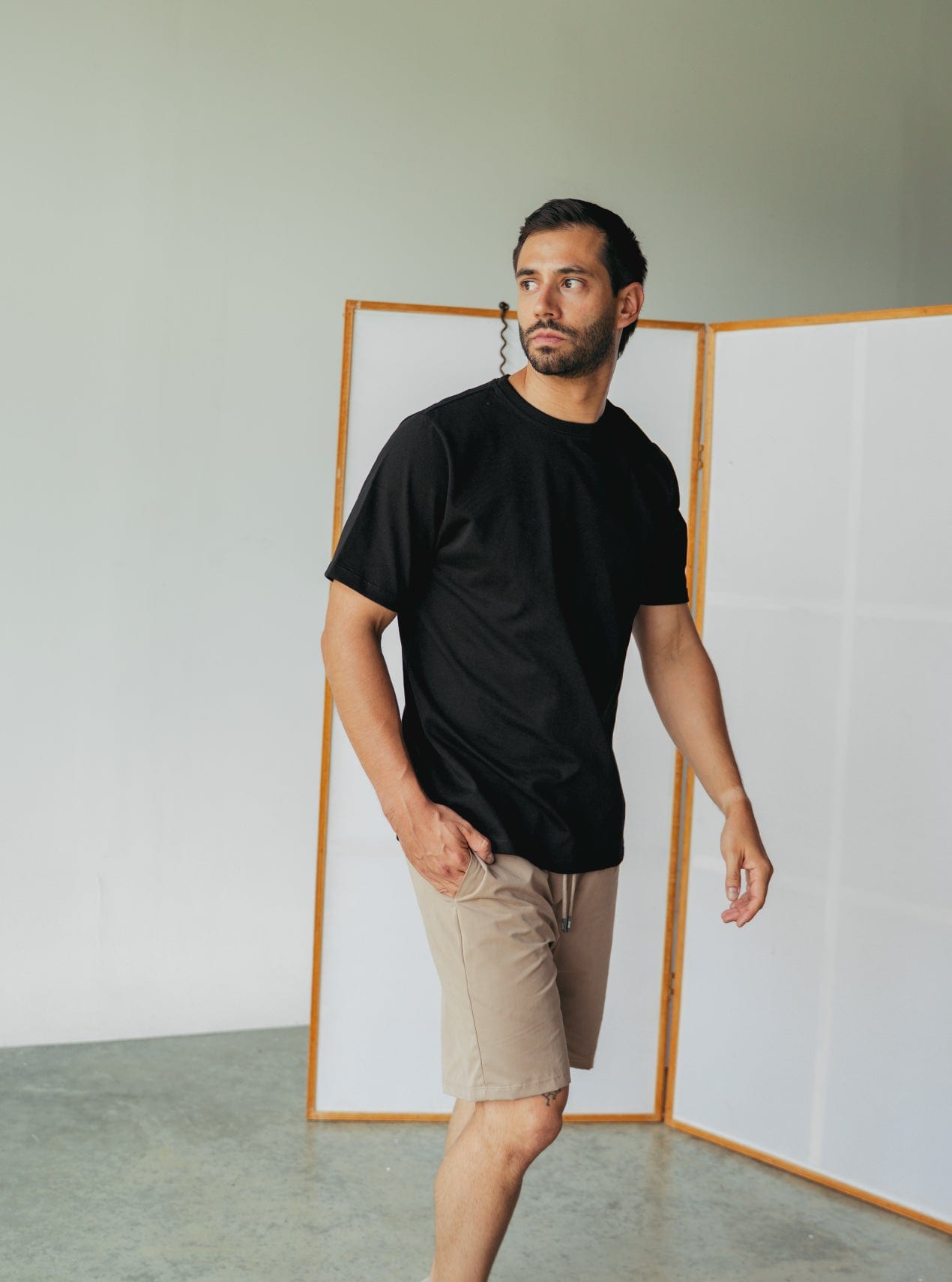 Camiseta Hombre Regular Fit - Negra - imagen 1