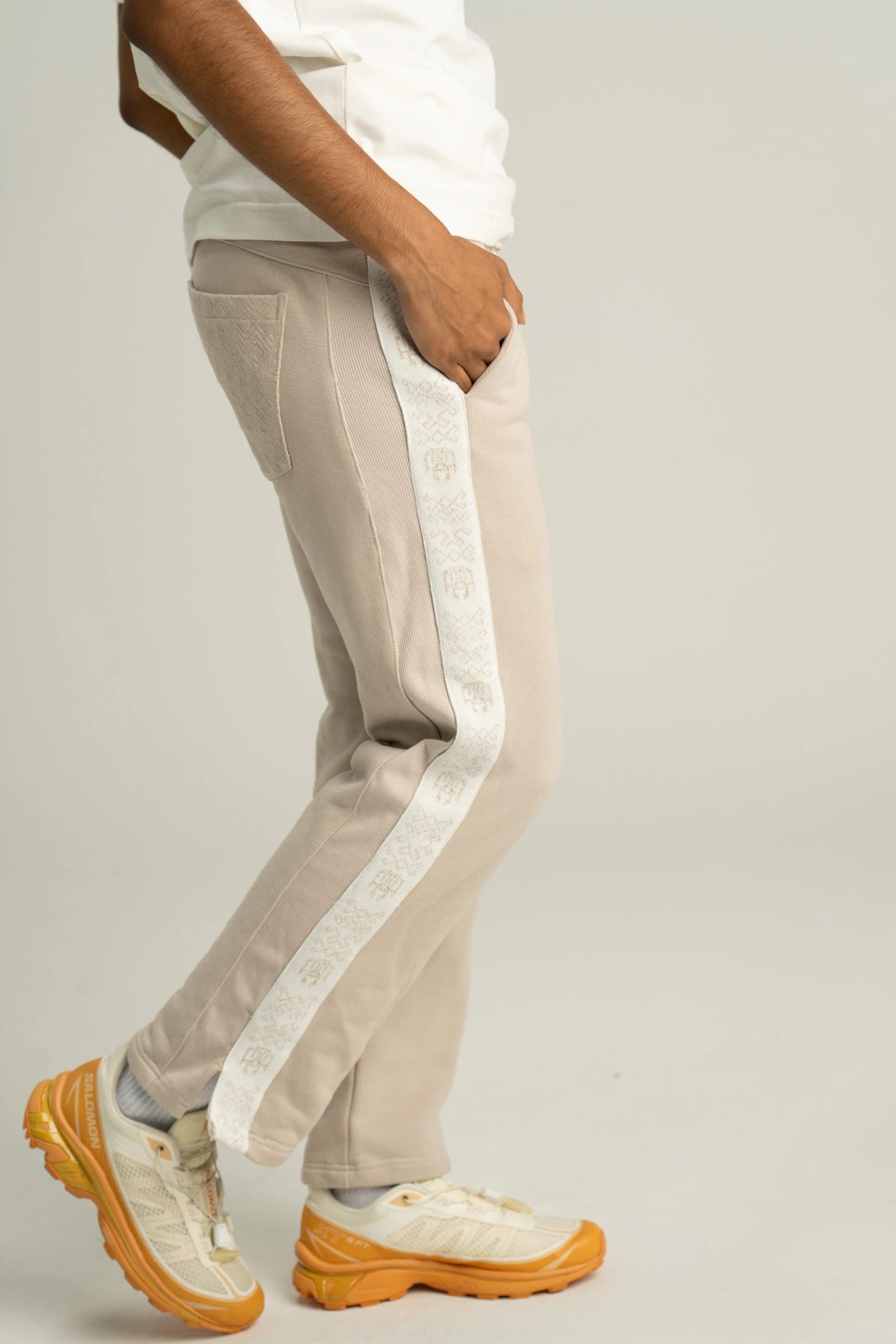 UMUN JOGGERS - imagen 8