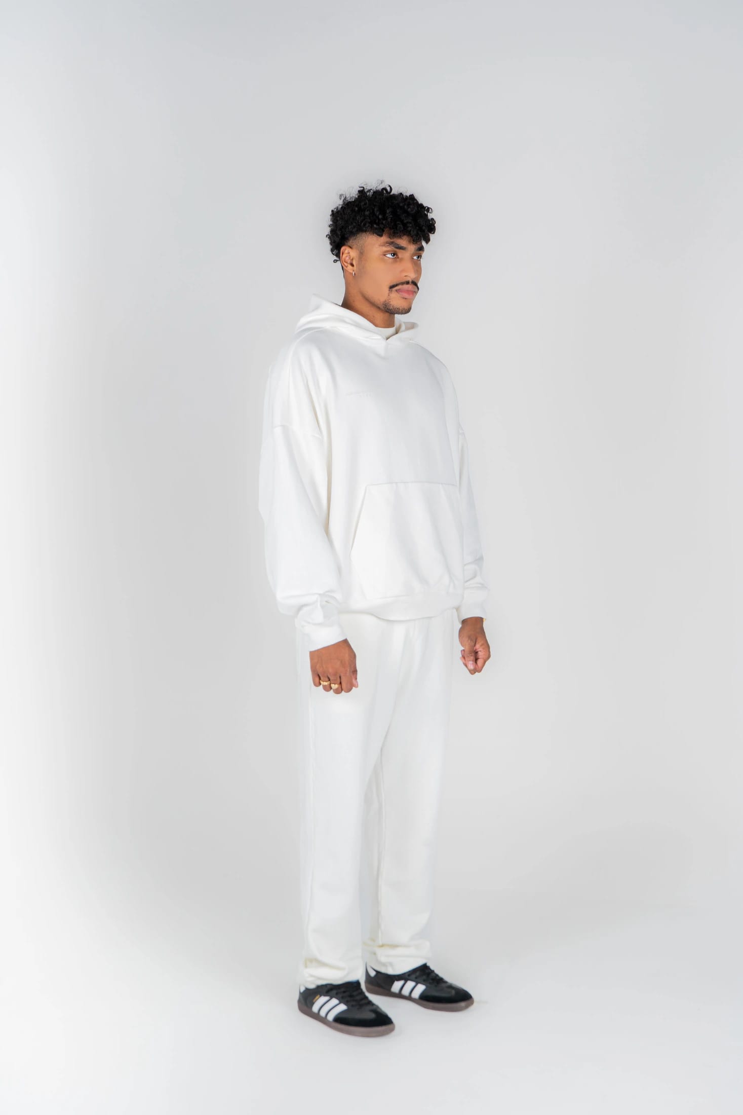 Basic Ivory Hoodie - imagen 4