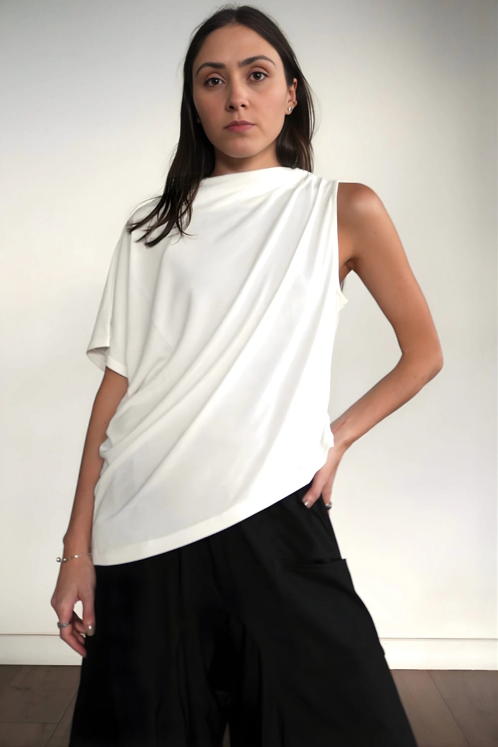 Blusa Asimétrica Cruda - imagen 2