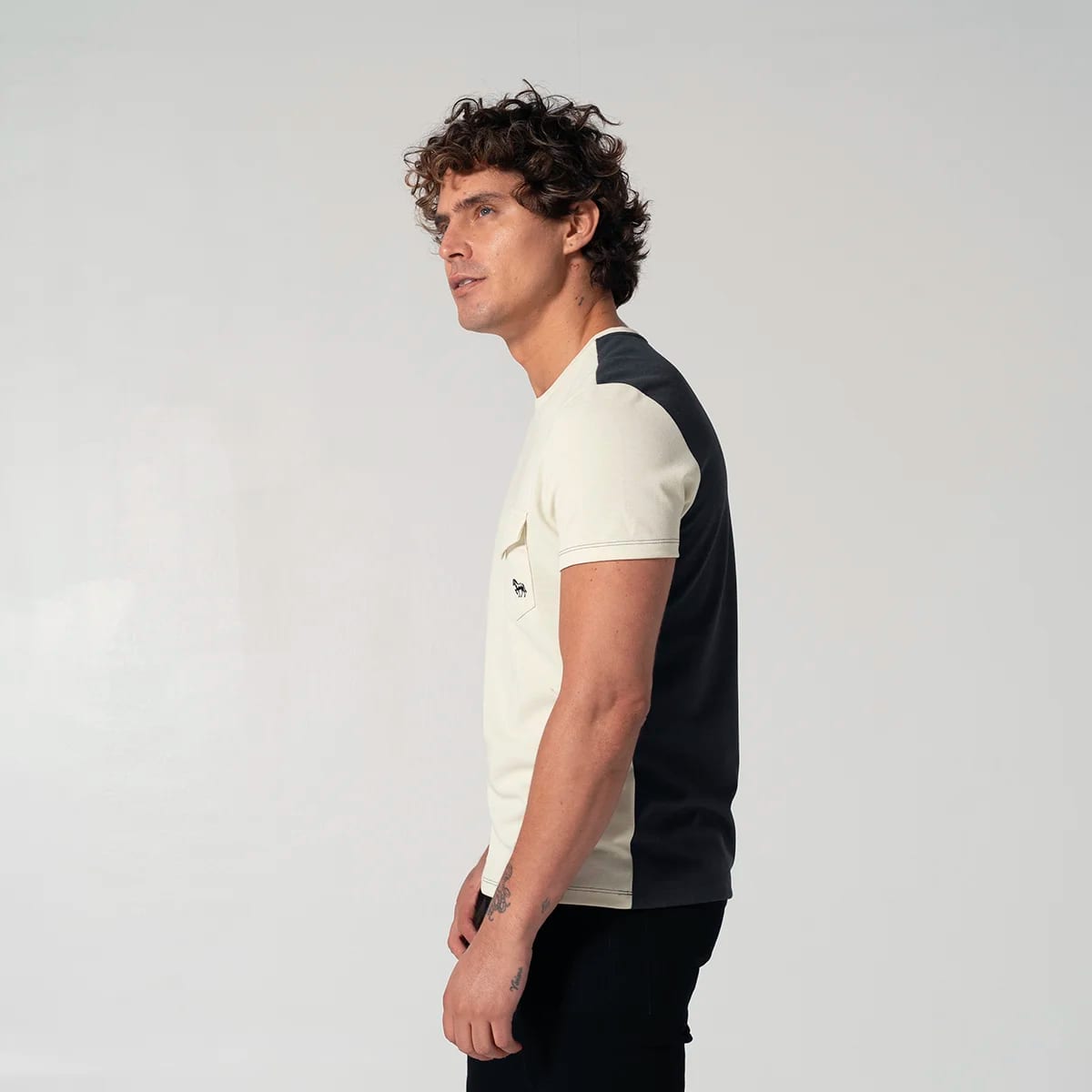 Camiseta Basica Slim Last Name - imagen 2