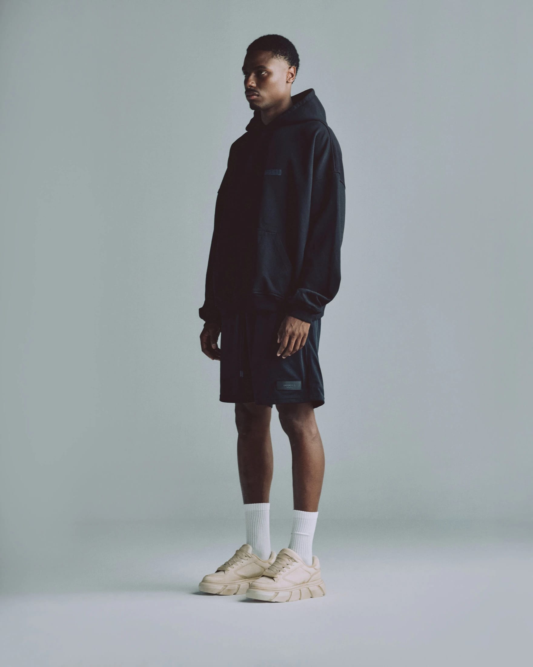 Basics Undergold Hoodie Black - imagen 4