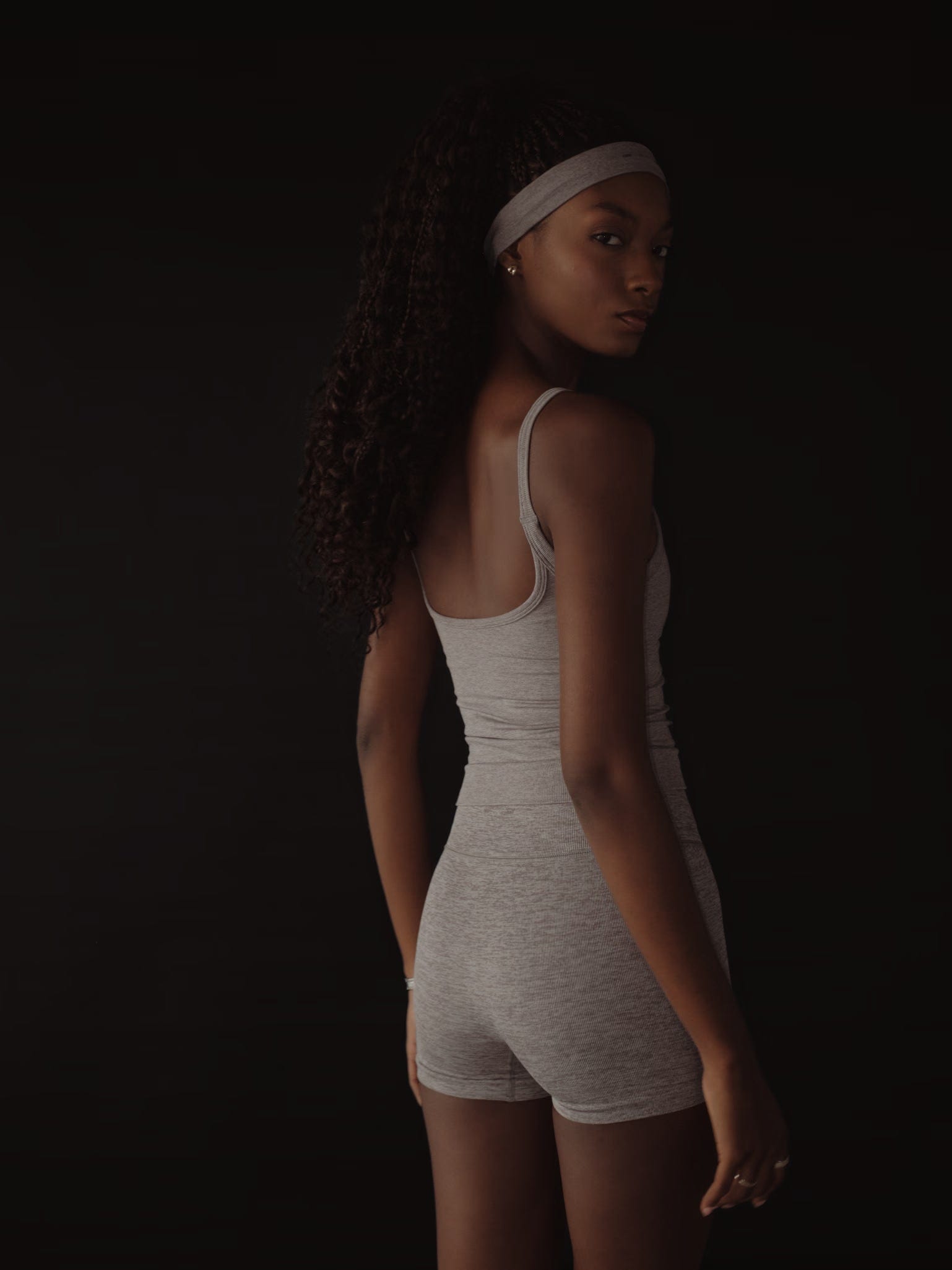 SOFT SEAMLESS TANK TOP - CHIPS - imagen 10