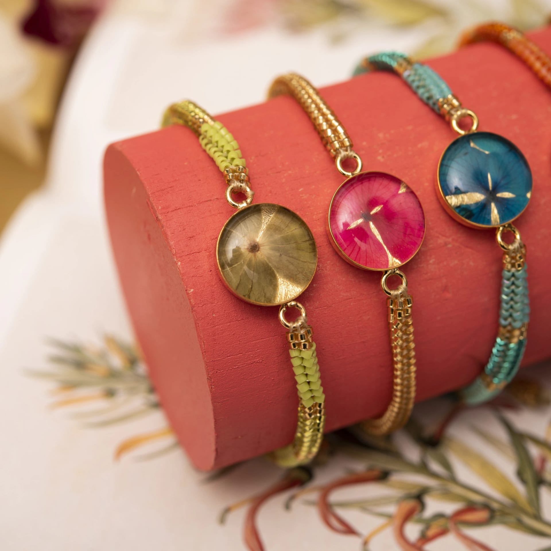 Pulsera tejida miyuki - Caracol - imagen 1
