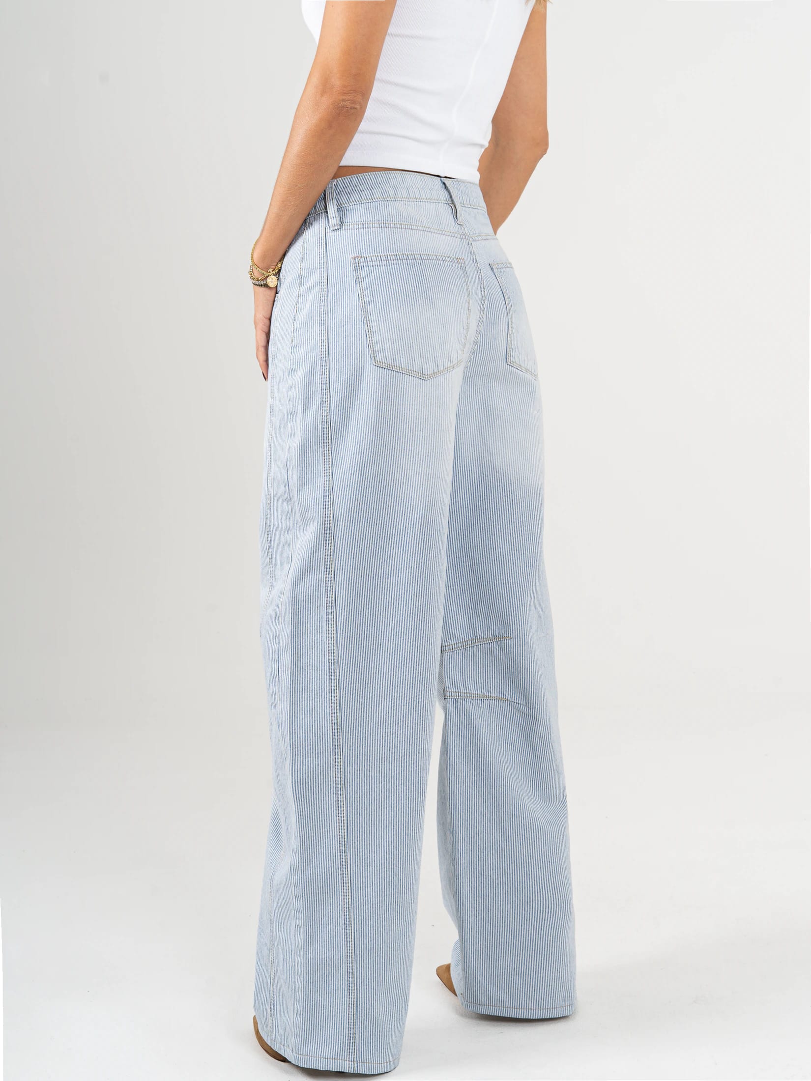 Ref: 066089 Jean wide leg, rayas, rígido, tiro alto, tono azul, pinzas en pierna - imagen 3