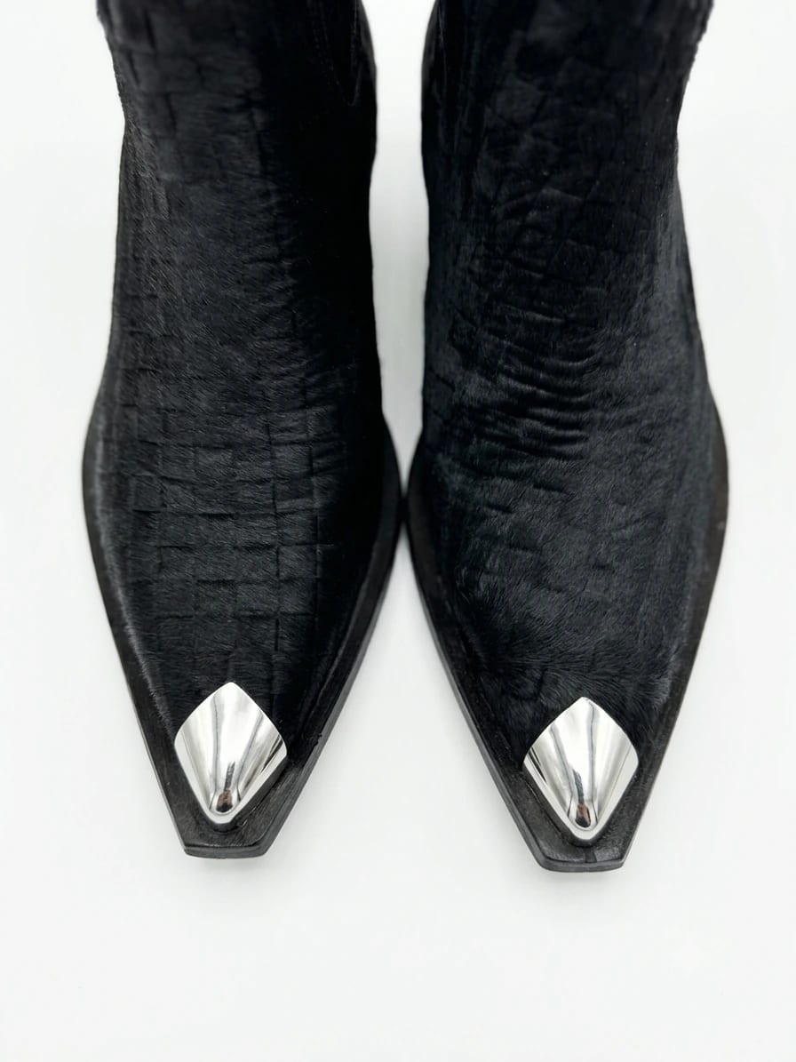 BOOT STUDY 01 - imagen 8